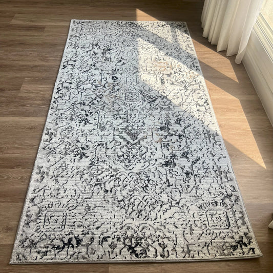Mystery Grey, Black Carpet (Runner)