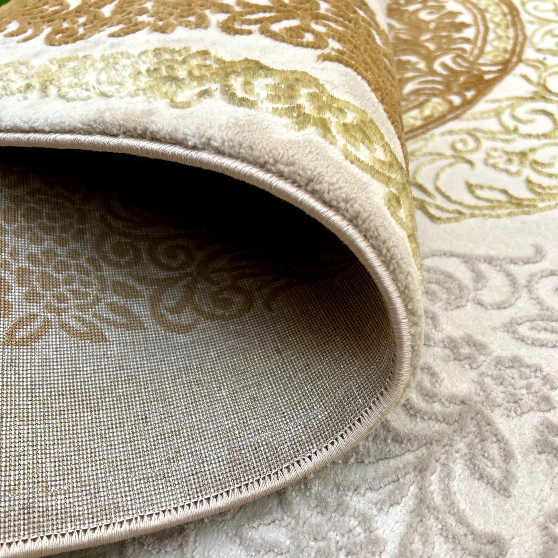 Aleyna Cream Gold Carpet (Rectangle)