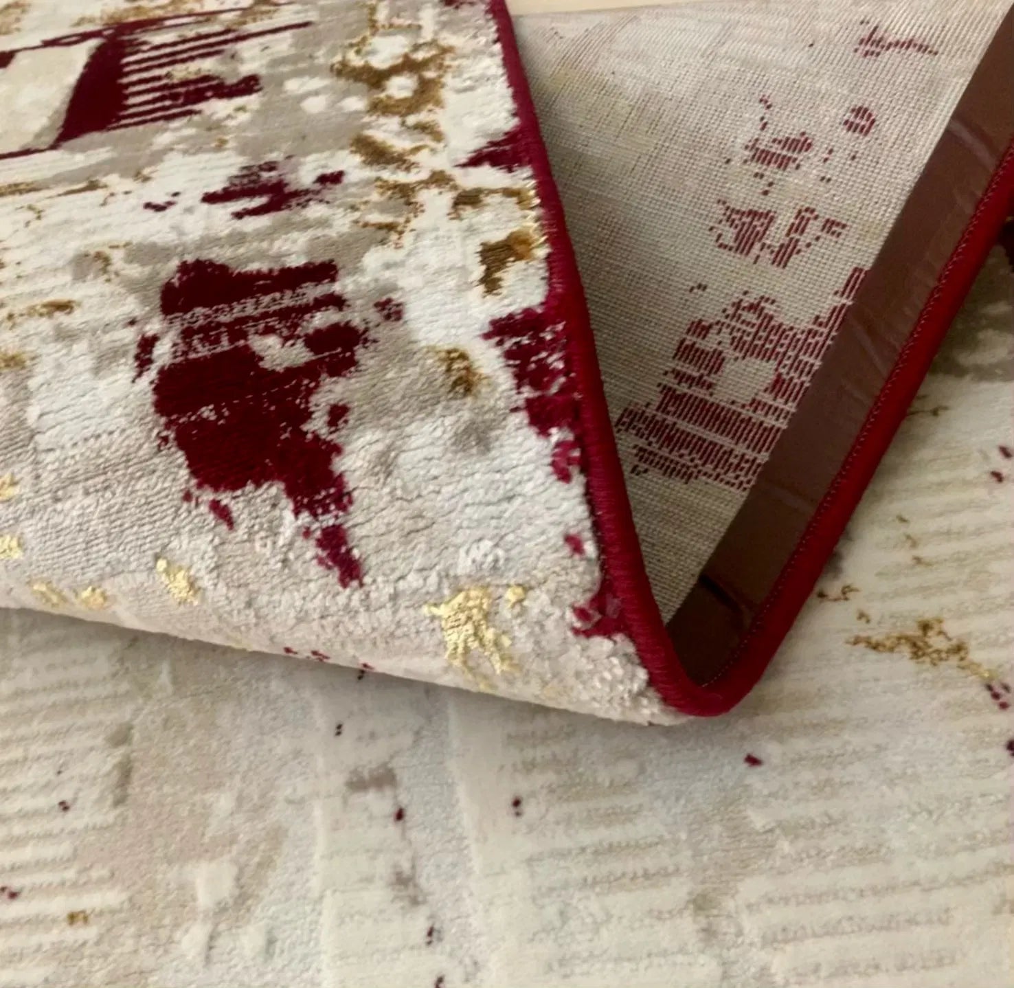 Athena Beige Red Carpet (Rectangle)