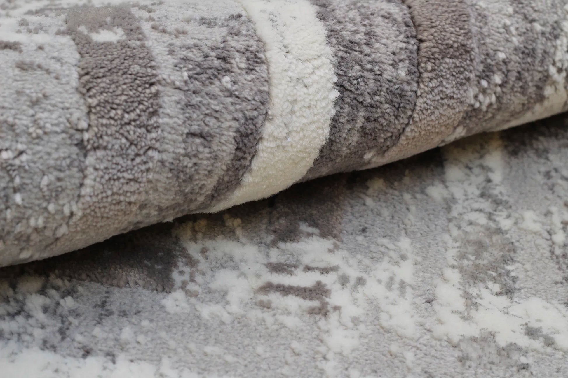 Gurel Grey White Carpet (Runner)