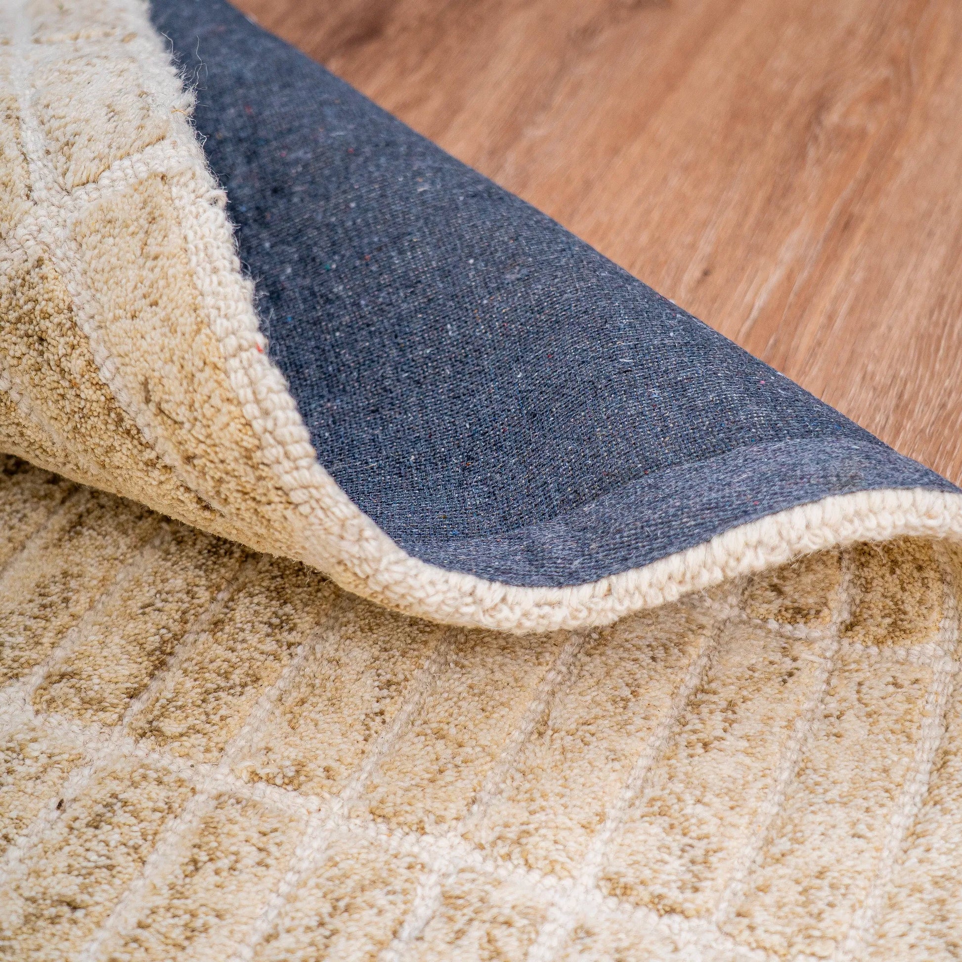 Pure Wool Carpet Checkers Beige (Round)