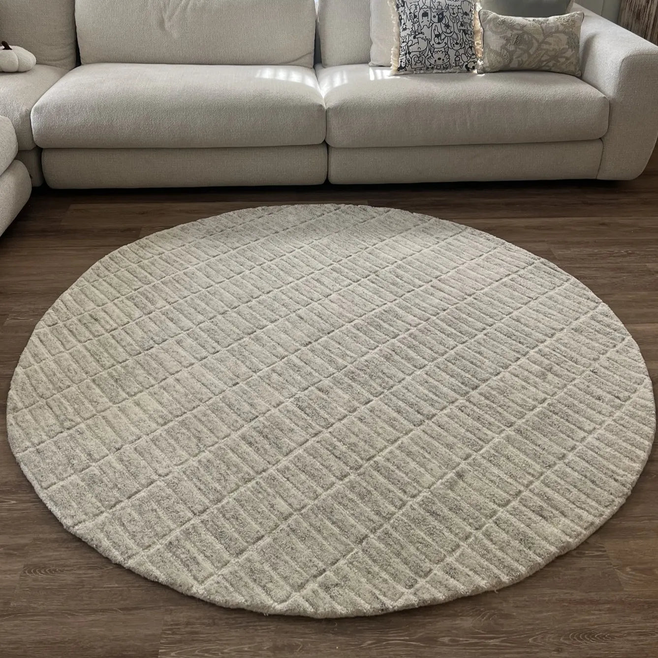 Pure Wool Carpet Checkers Beige (Round)