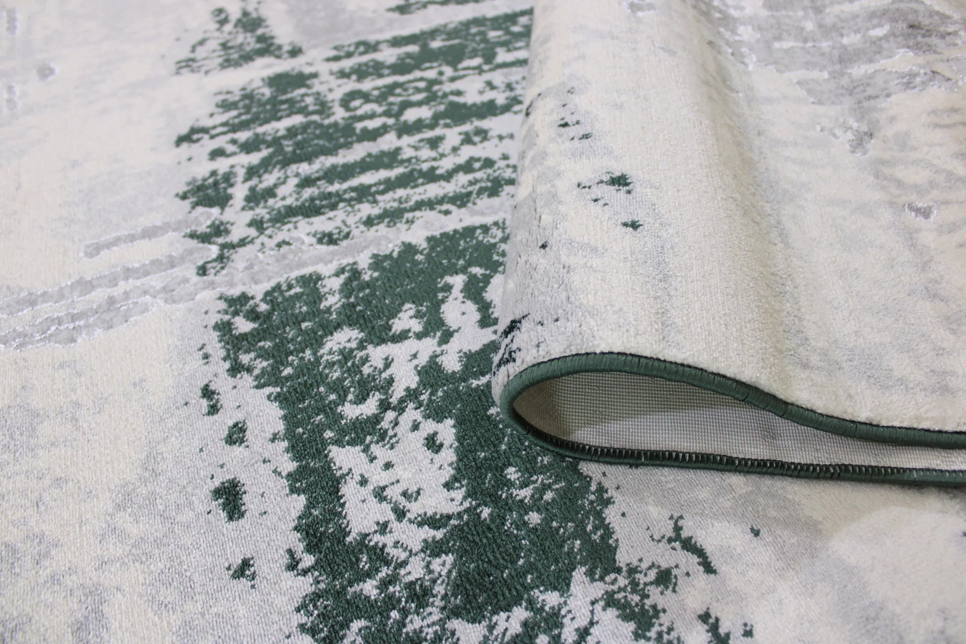Pluto Grey Green Carpet (Runner)