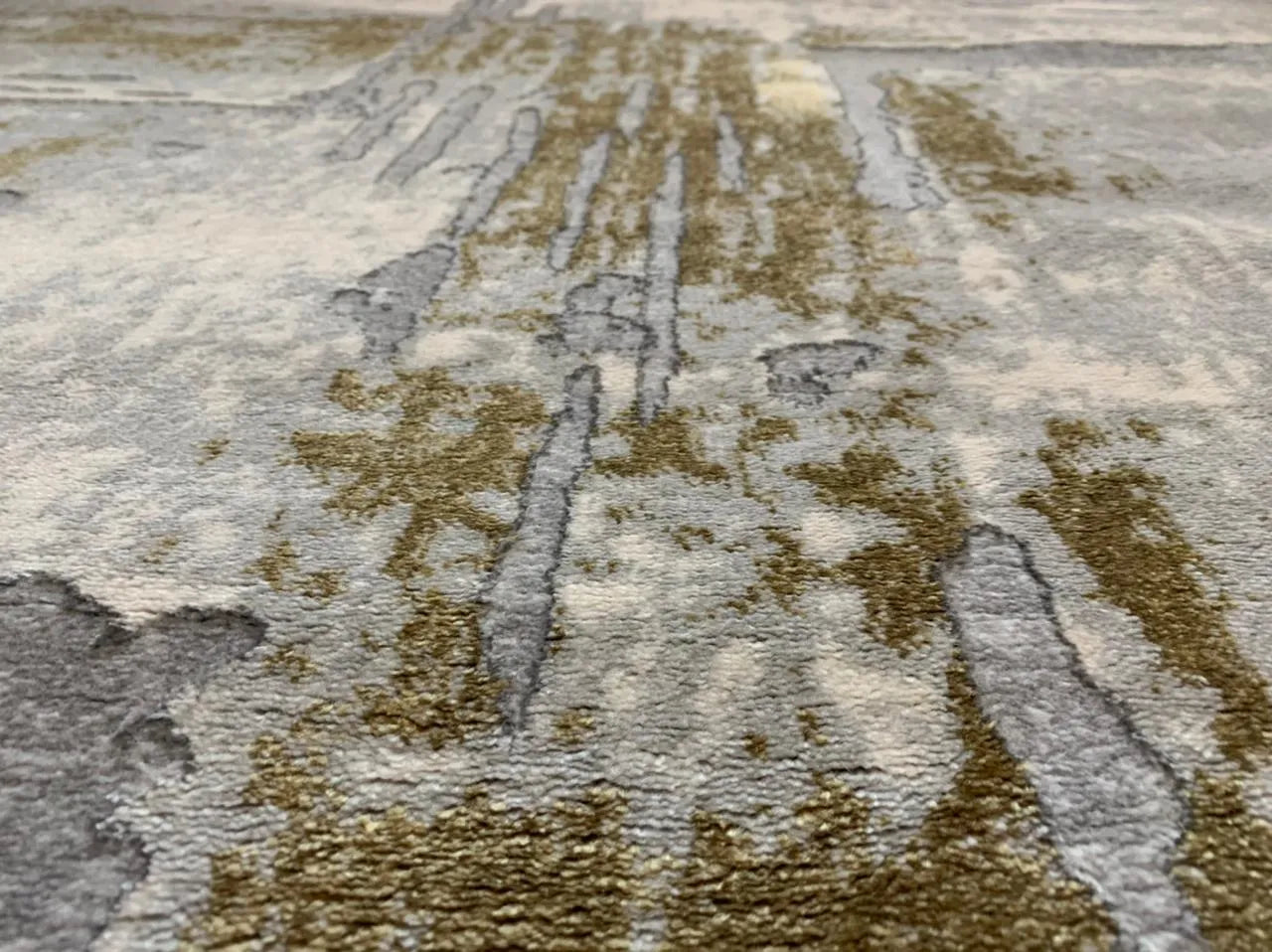 Greg Grey Gold Carpet (Runner)