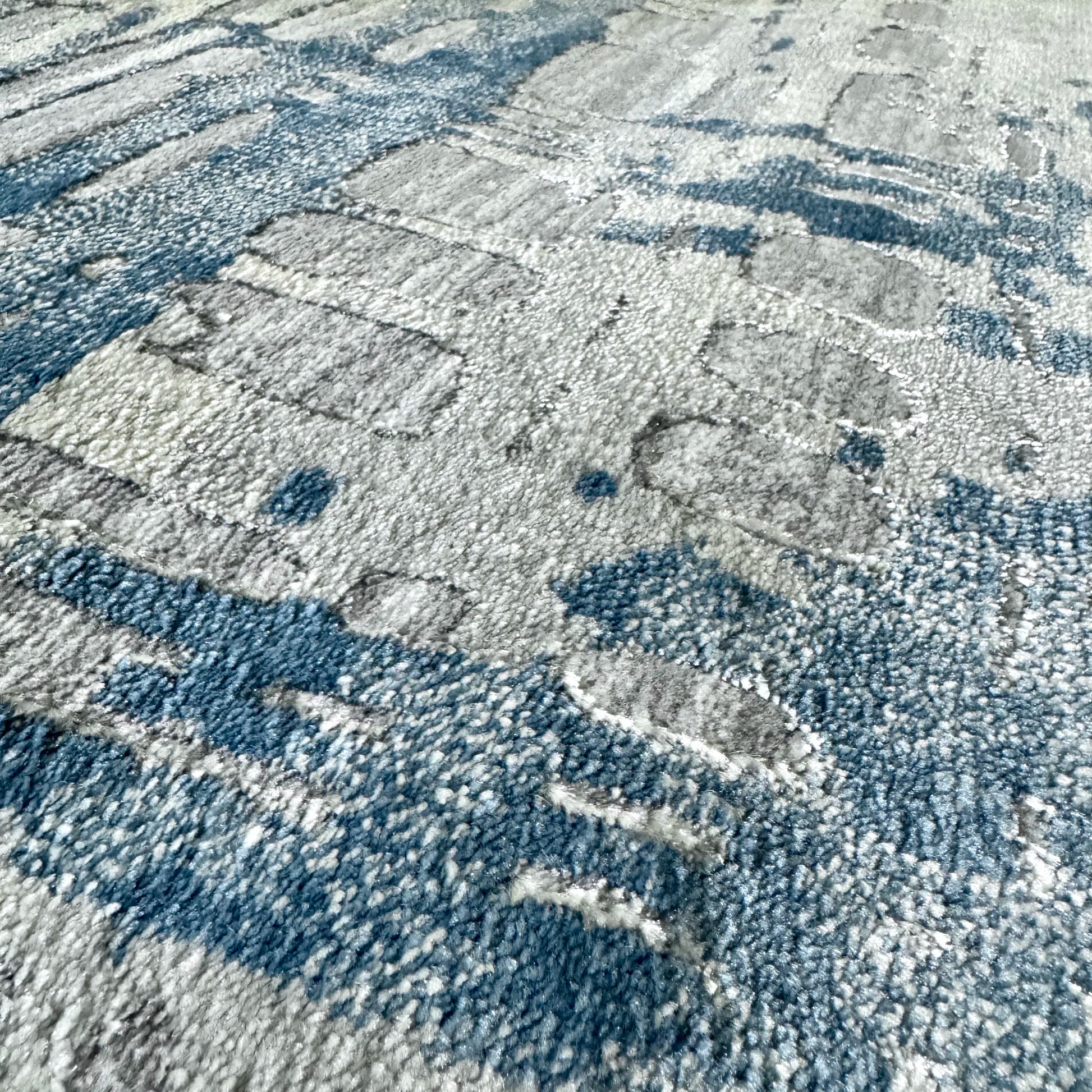 Marvel Grey Azure Blue Carpet (Runner)