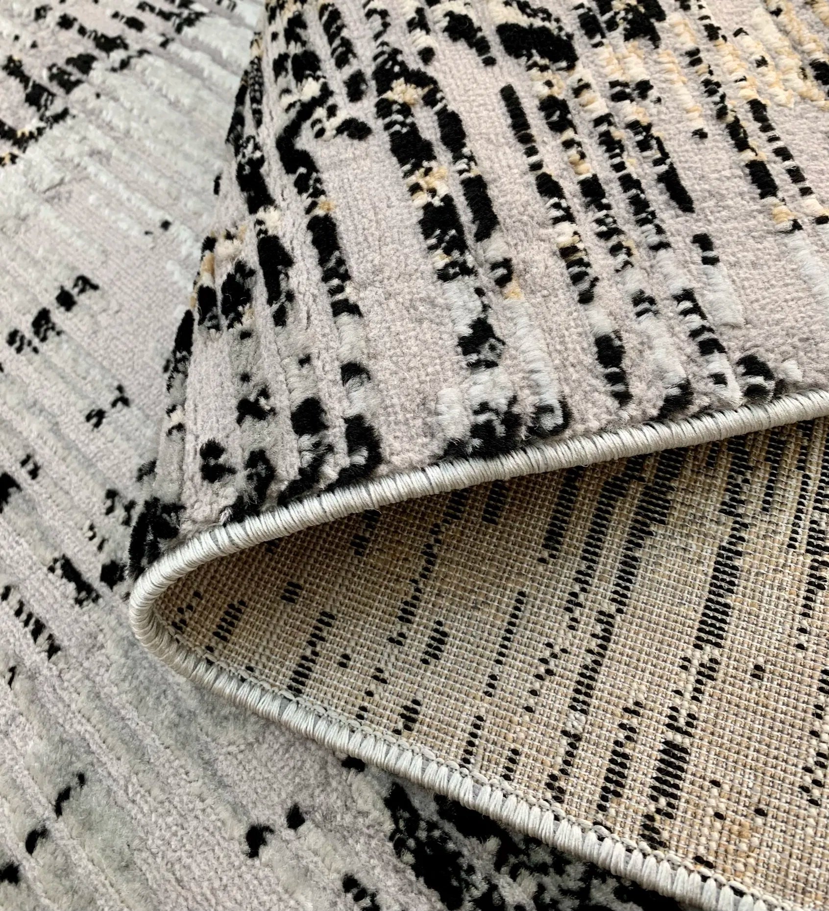 Maram Grey Black Carpet (Rectangle)