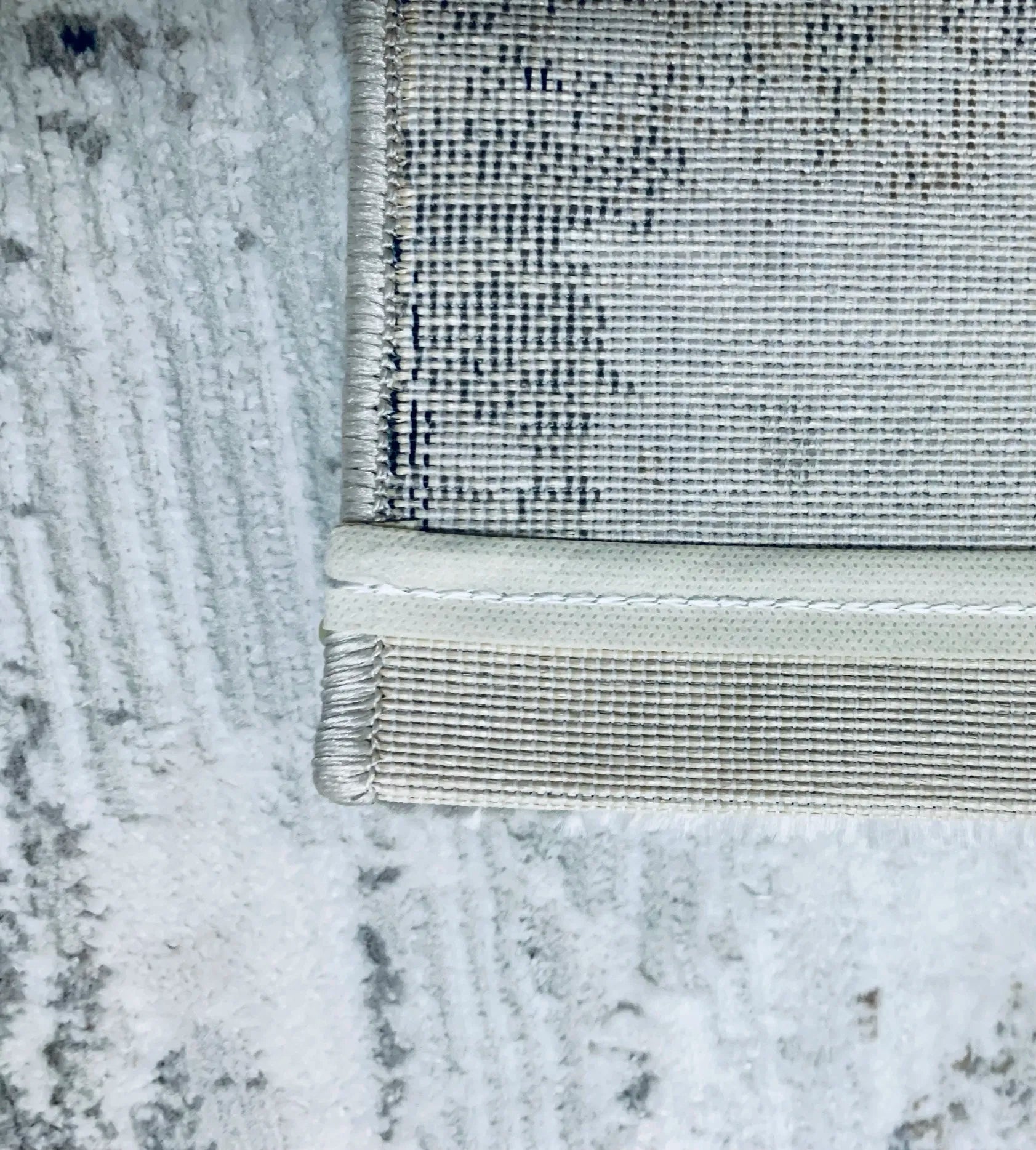 Merry Grey Navy Blue Carpet (Round)