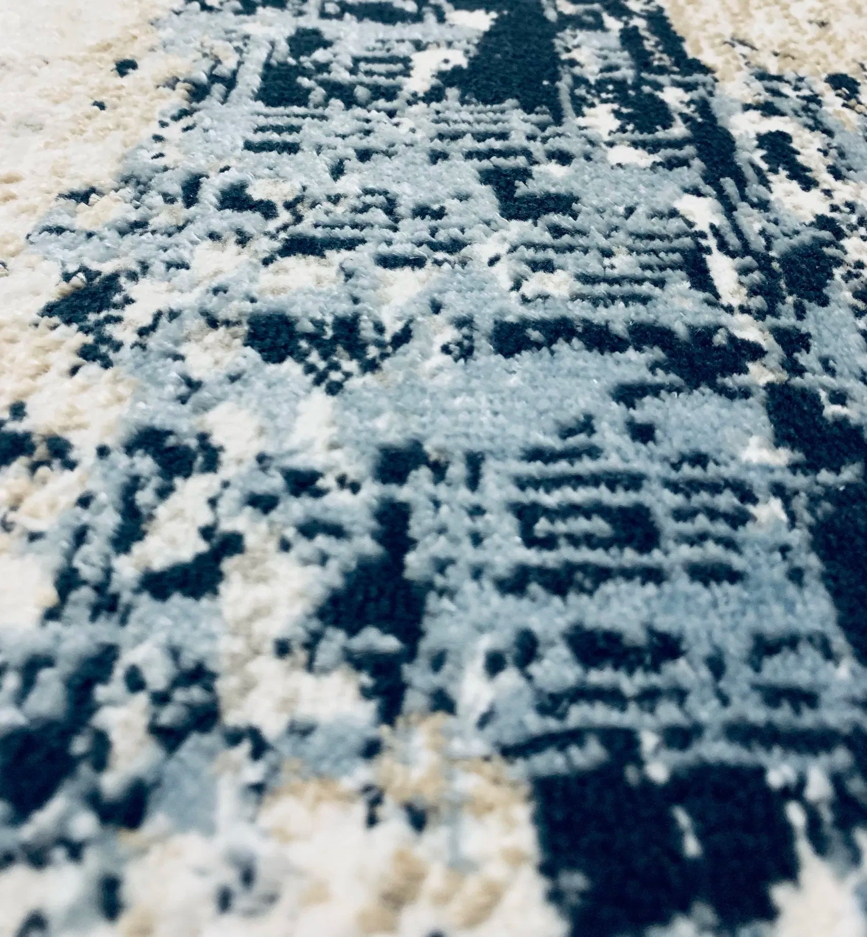 Merry Grey Navy Blue Carpet (Round)