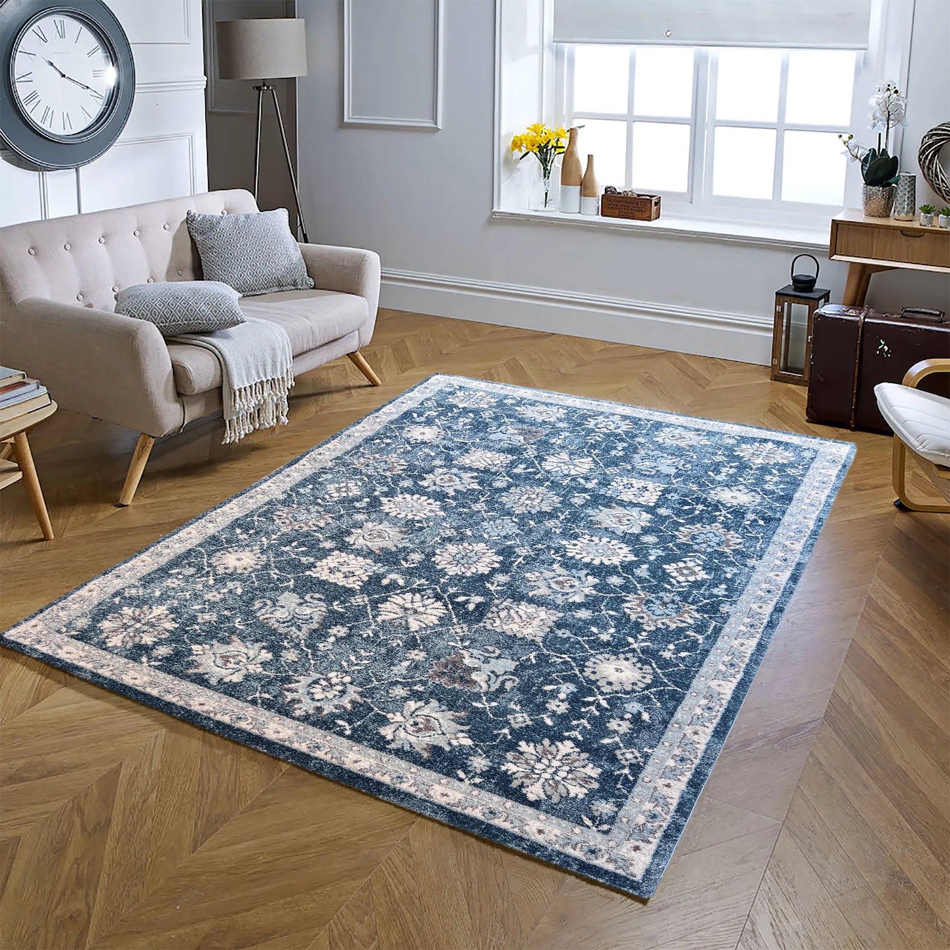 Euphoria Distressed Design Navy Blue Carpet (Rectangle)