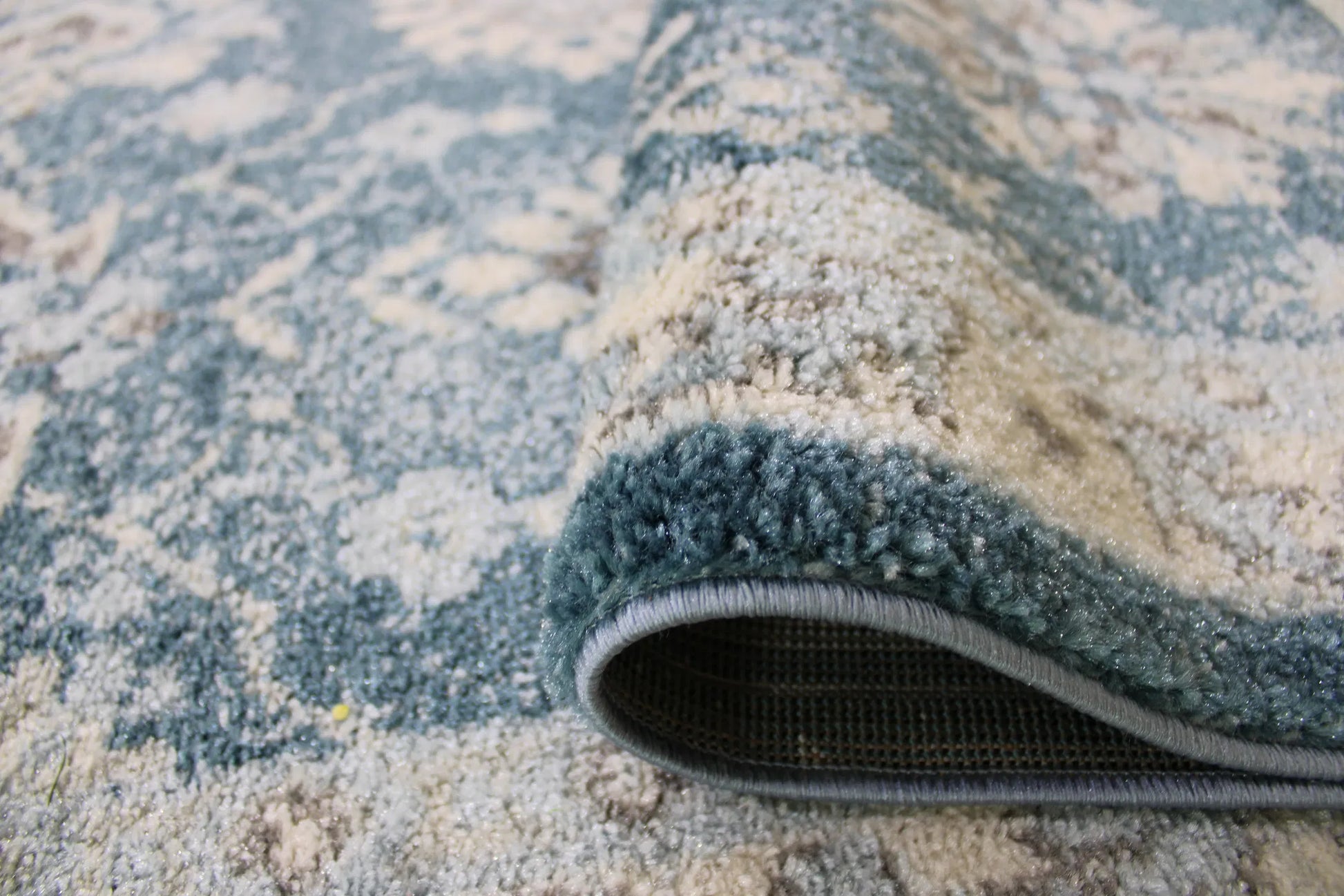 Euphoria Distressed Design Navy Blue Carpet (Rectangle)