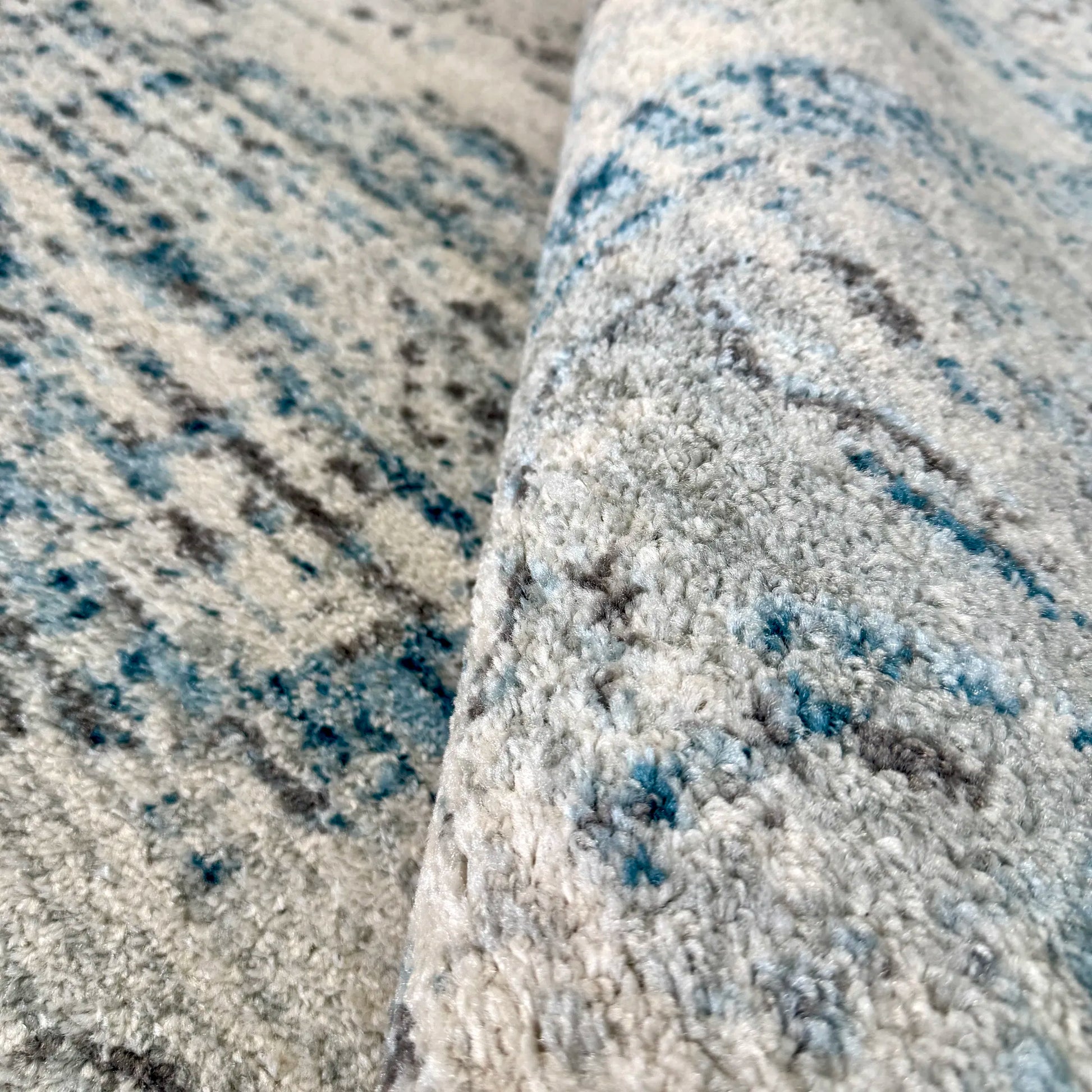 Renaissance Cream Sky Blue Distressed Design Carpet (Runner)