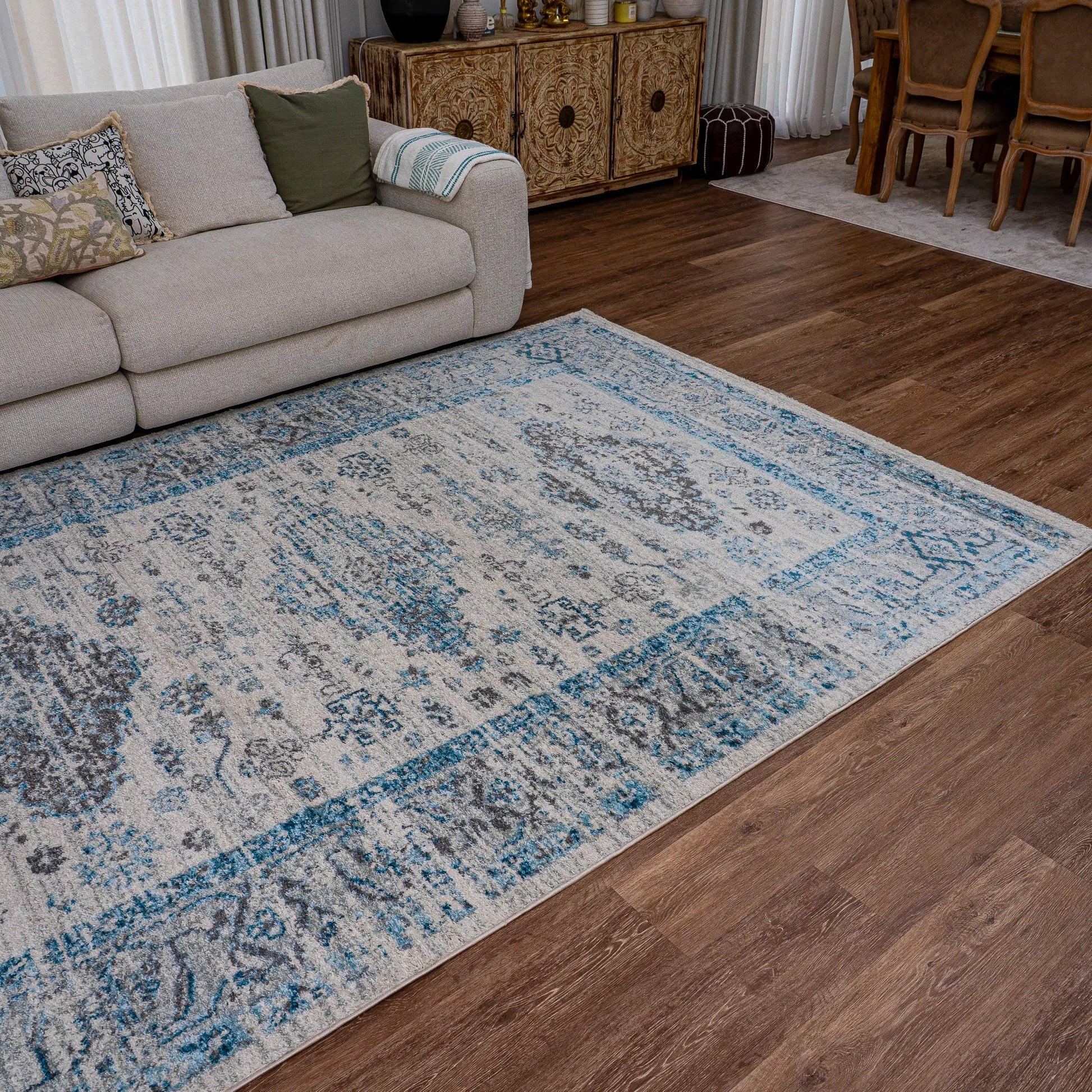 Renaissance Cream Sky Blue Distressed Design Carpet (Rectangle)