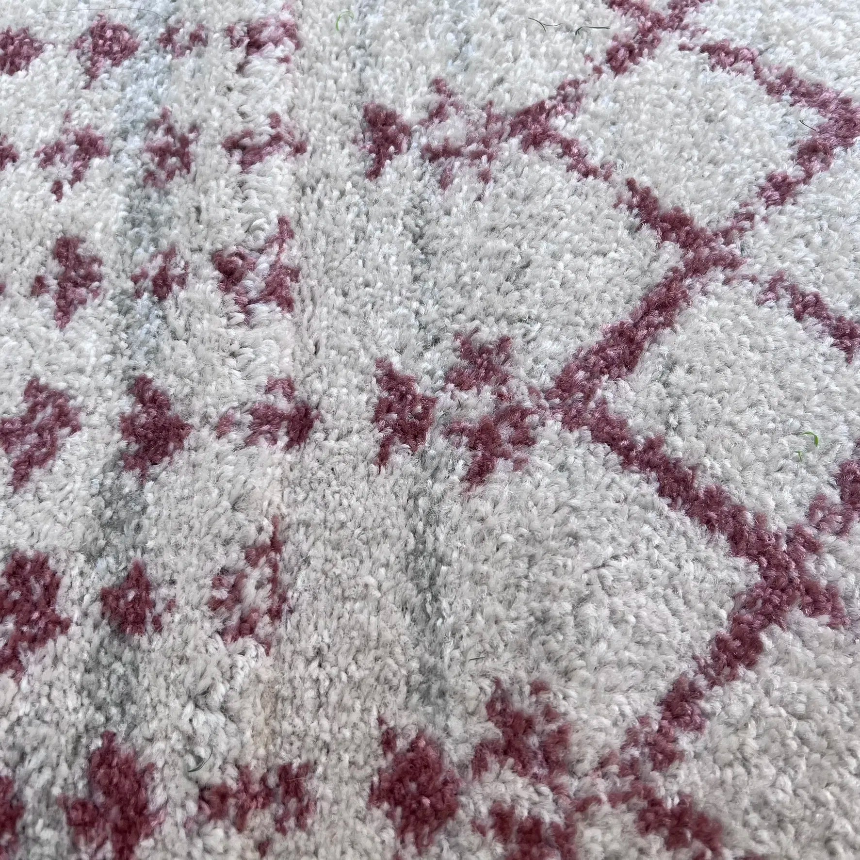 Arena Cream Pink Distressed Design Carpet (Rectangle)