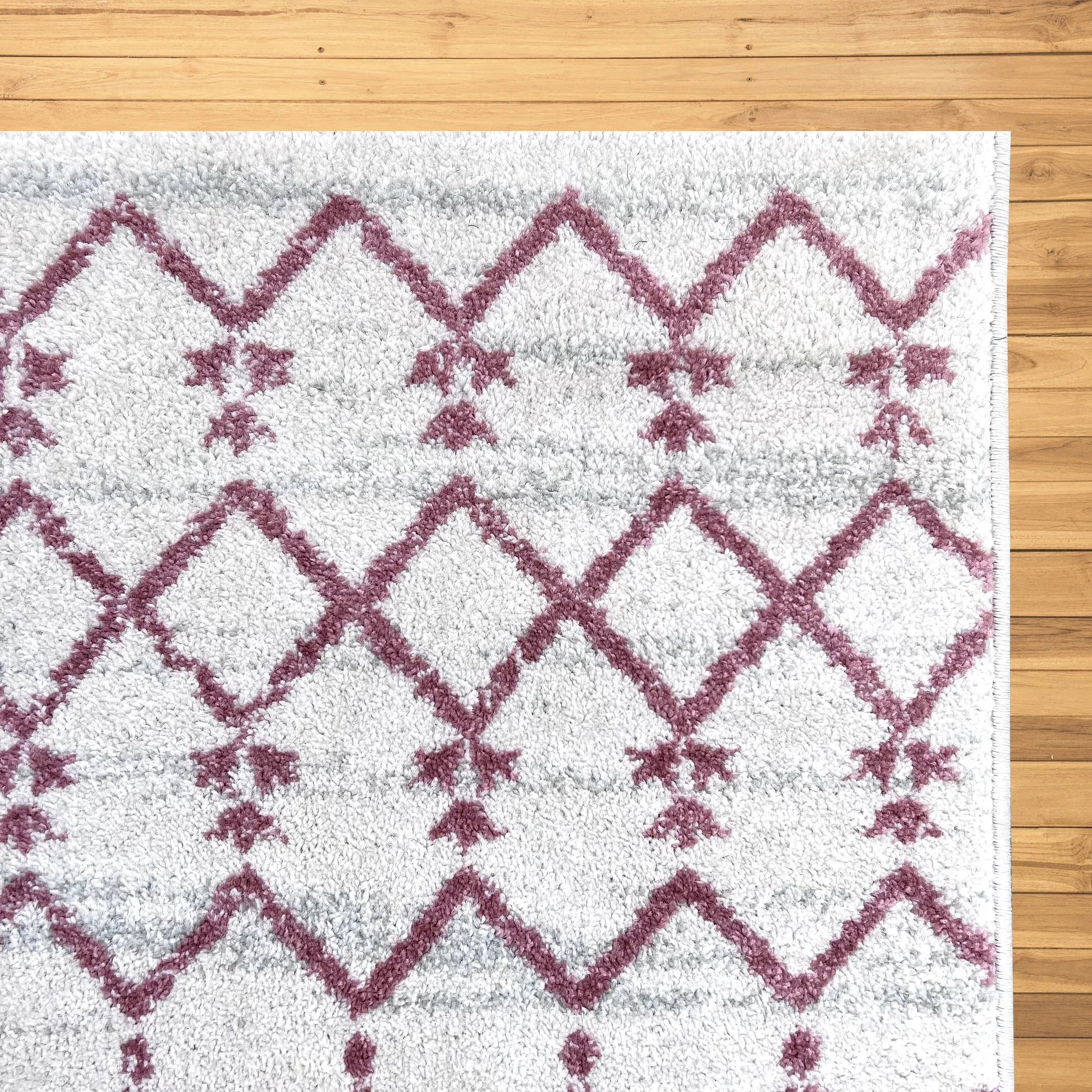 Arena Cream Pink Distressed Design Carpet (Rectangle)