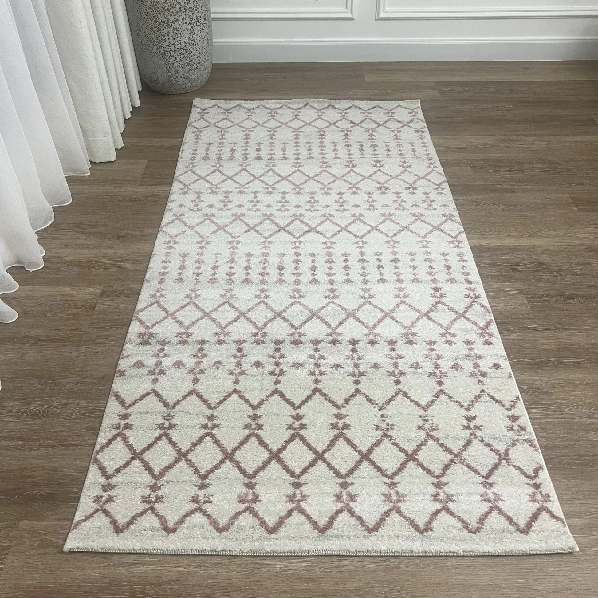 Arena Cream Pink Distressed Design Carpet (Runner)