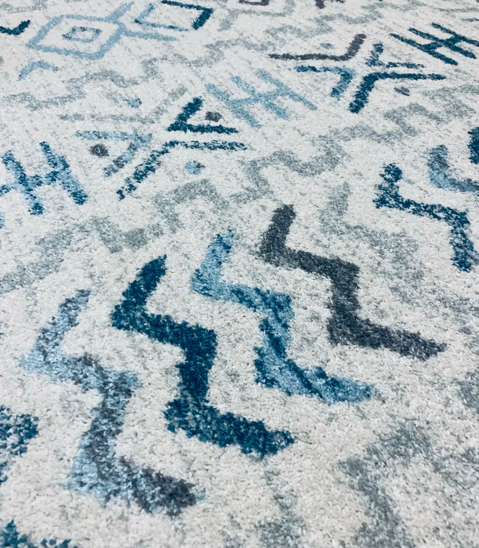 Agia Cream Blue Distressed Design Carpet (Runner)