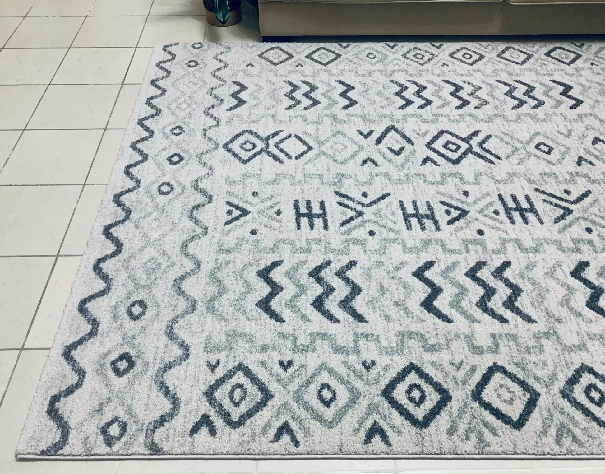 Galatsi Cream Grey Distressed Design Carpet (Runner)