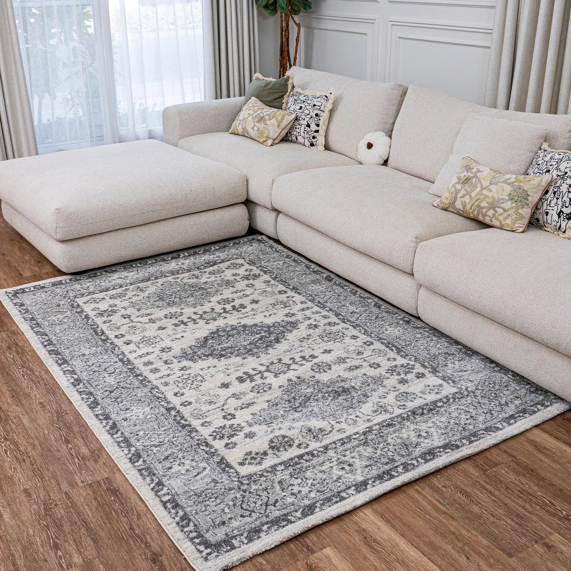 Kavala Cream Grey Distressed Design Carpet (Runner)