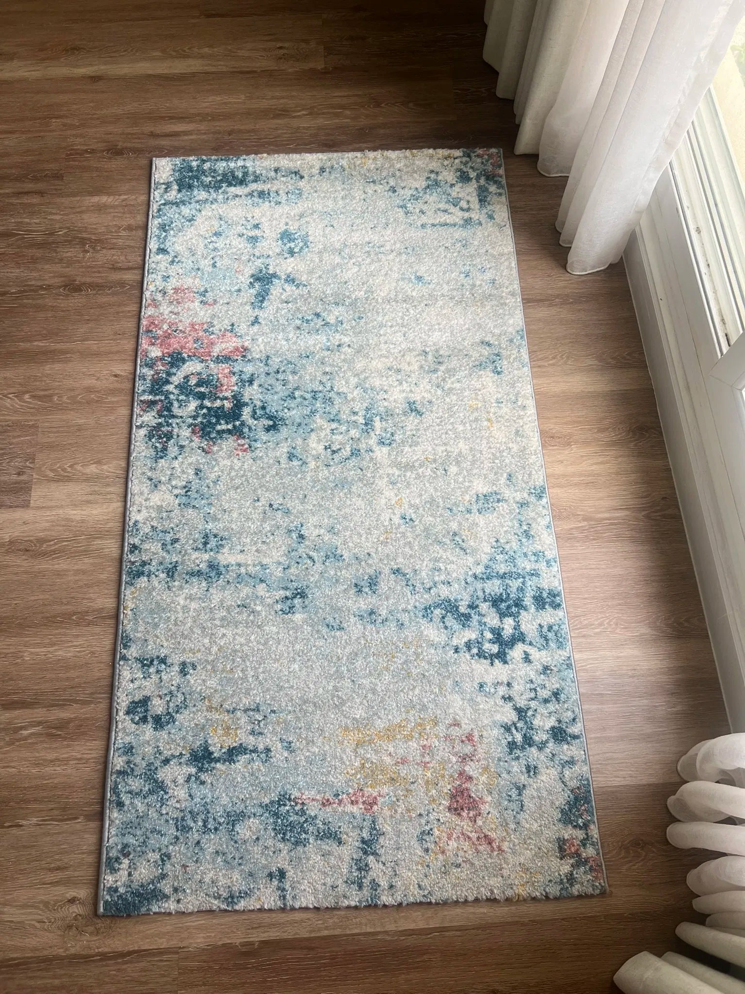 Serres Cream Multi-colour Distressed Design Carpet (Round)