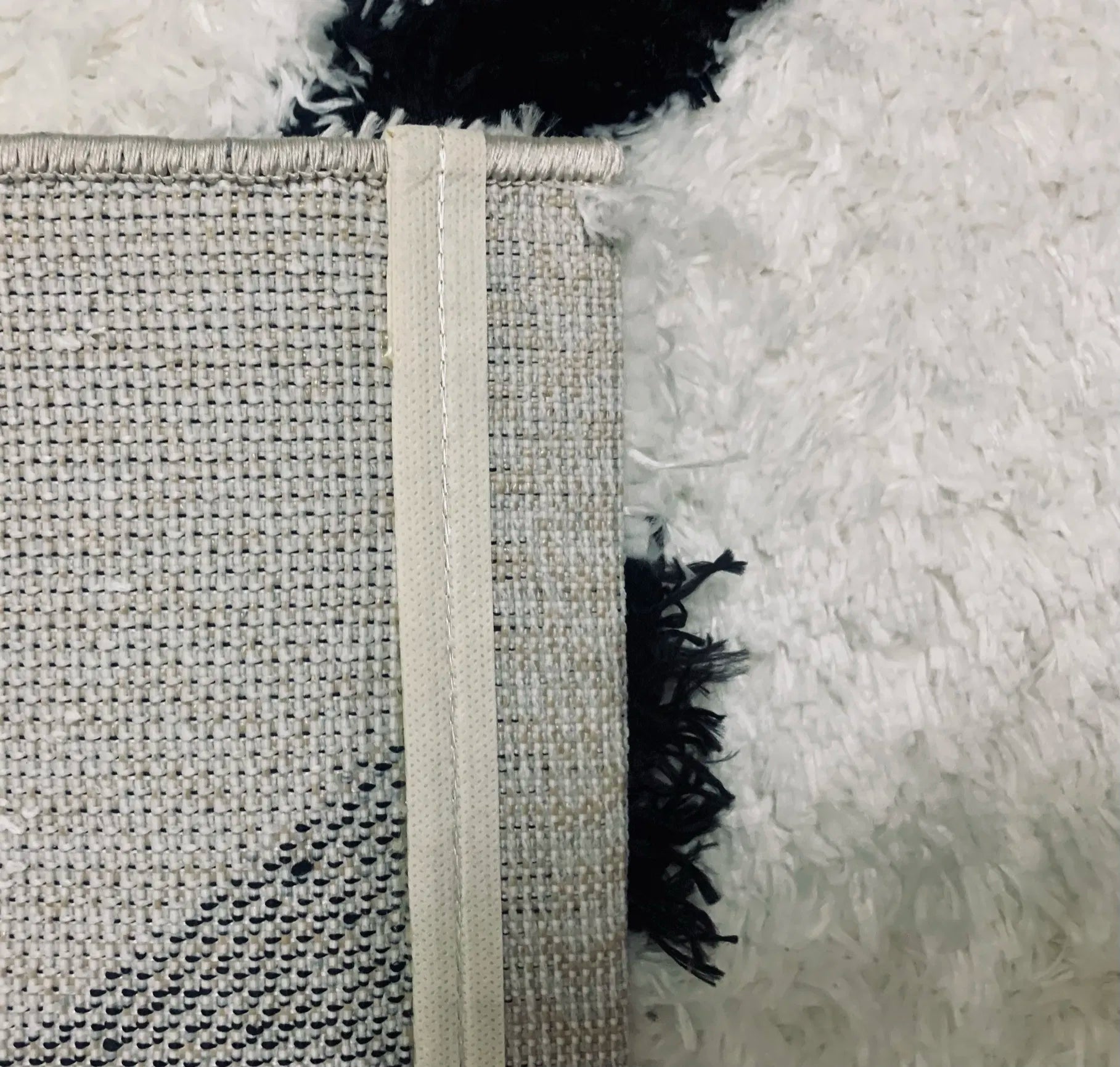Xanthi Cream Black Carpet (Rectangle)