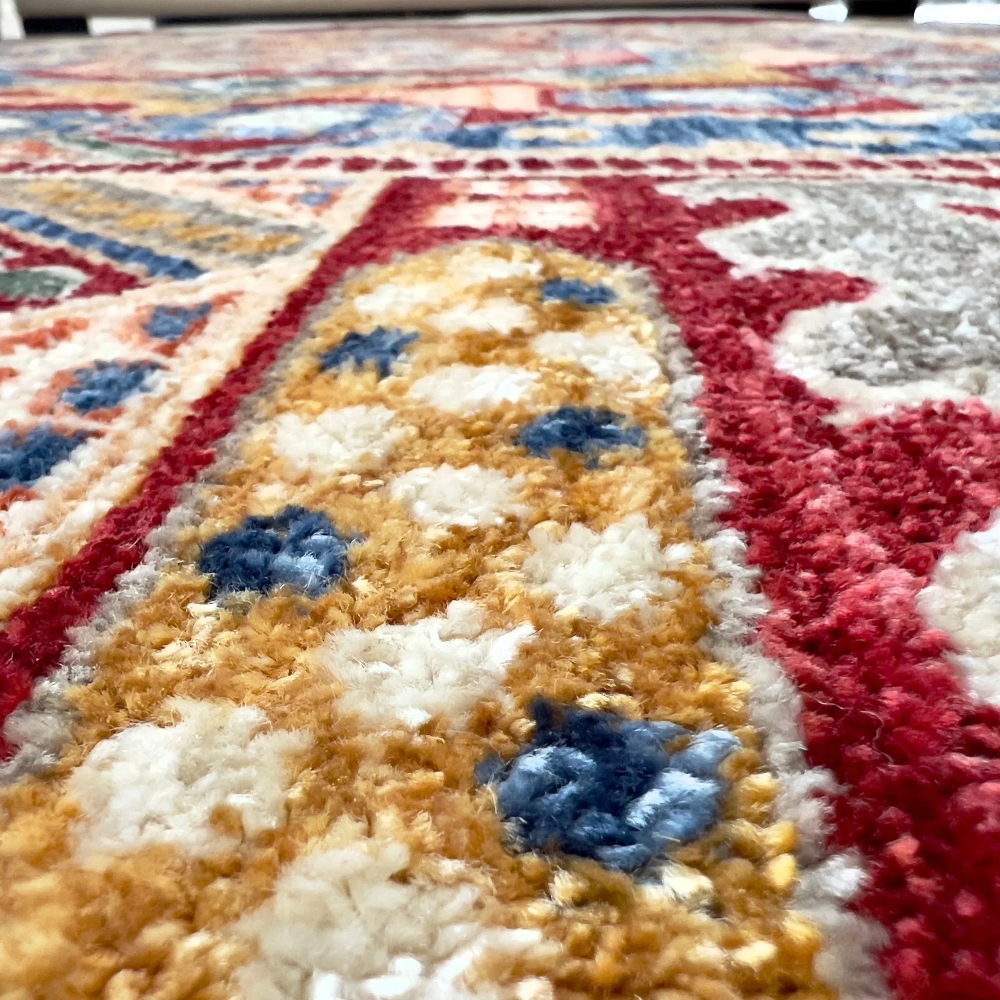 Agrinio Beige Red Carpet (Rectangle)