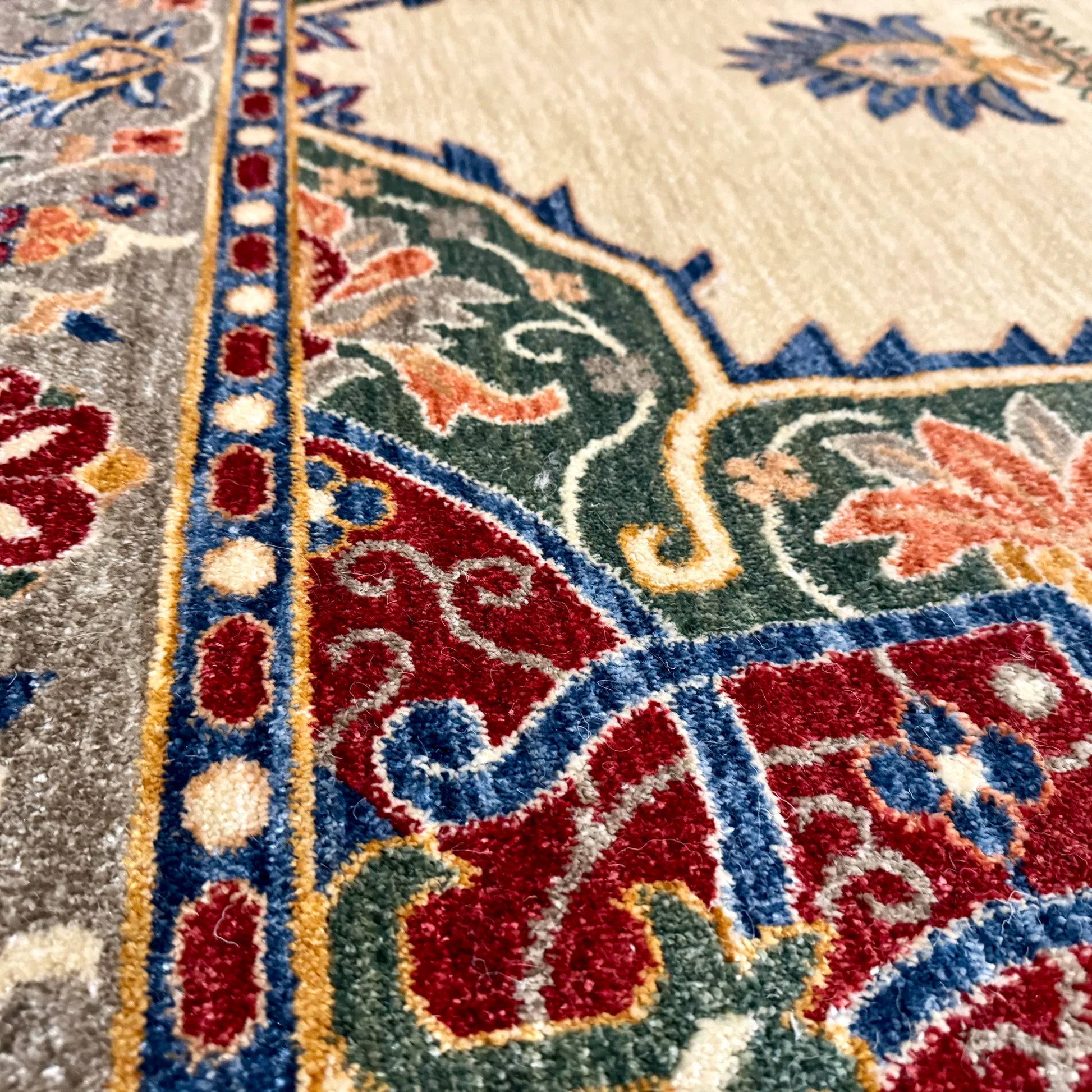 Lamia Beige Vizon Carpet (Rectangle)