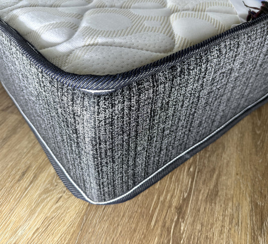 Posture Pro Mattress - Medium Comfort - Memory Foam - 15 cm Height - (Choose from  11 sizes)