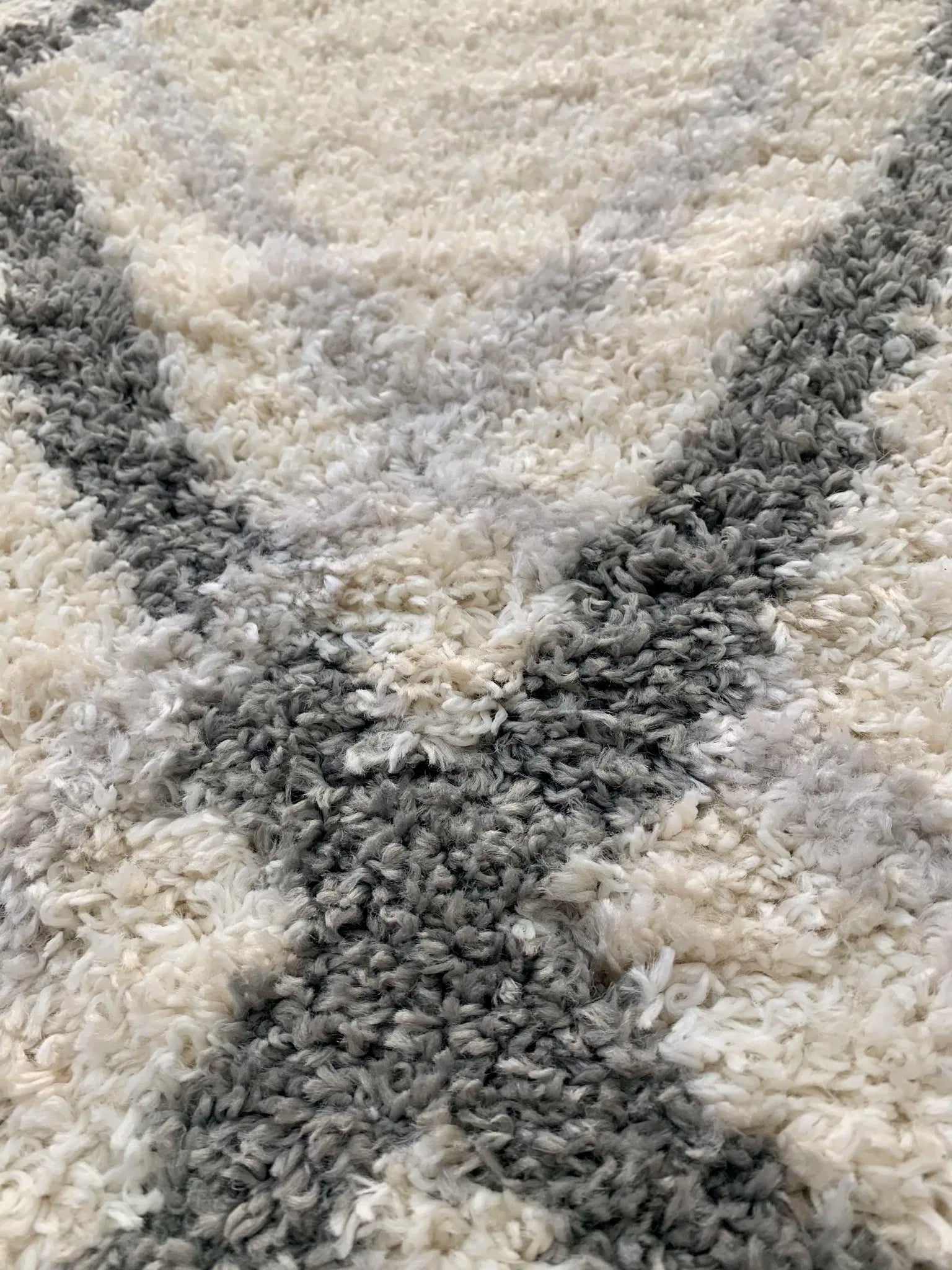 Musa-White,-Grey-Carpet-(Rectangle)