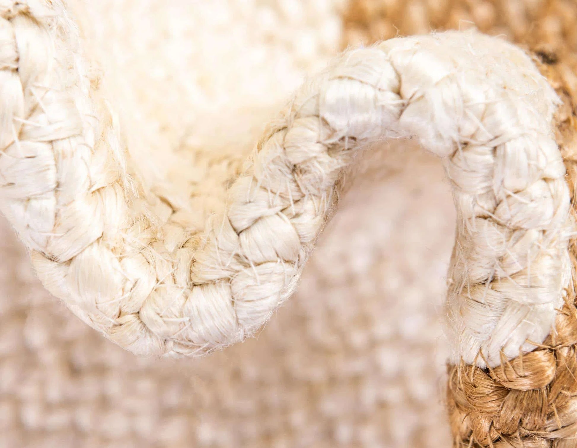 Peramos Natural Beige, White Carpet (Round)