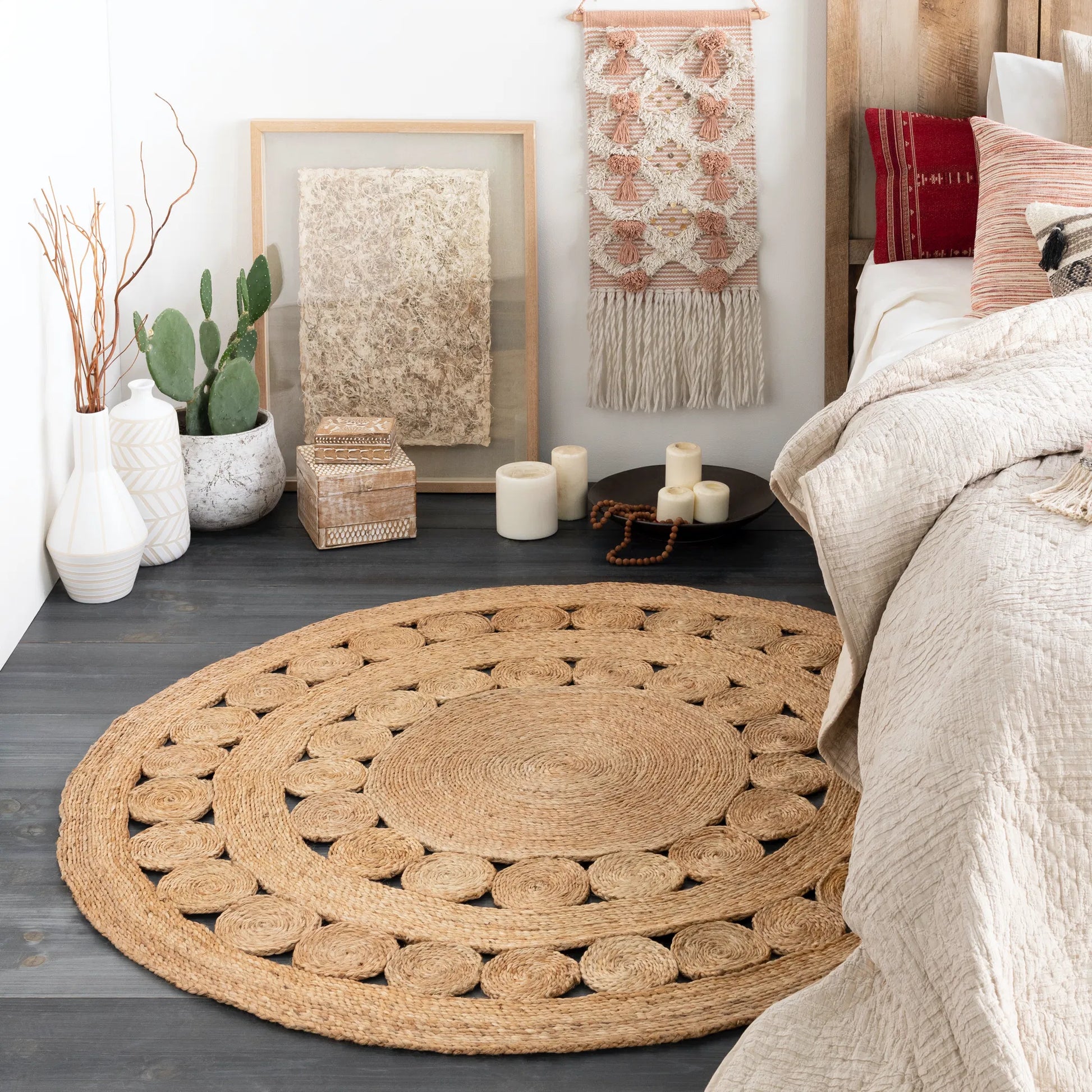 Tyrna Beige Carpet (Round)