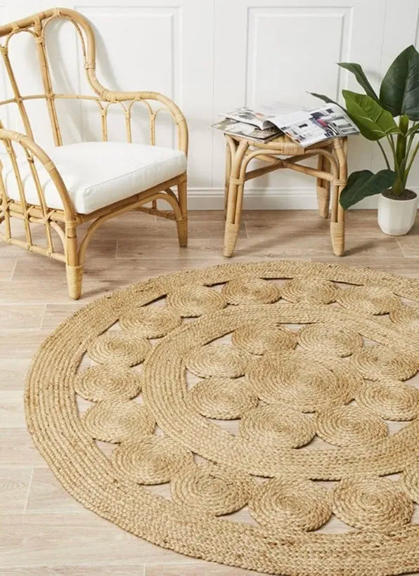 Tyrna Beige Carpet (Round)