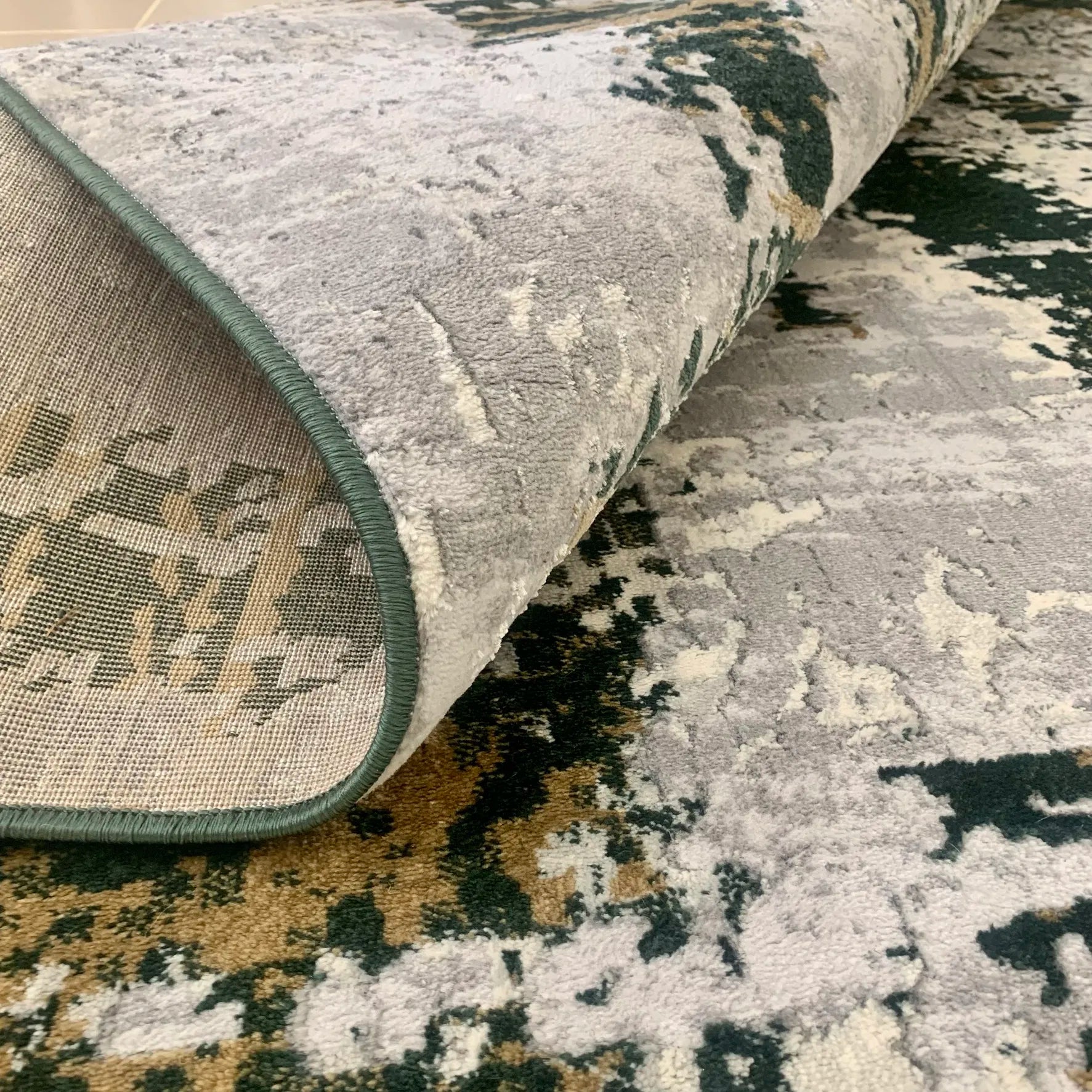 Livadeia Grey, Green Carpet (Rectangle)
