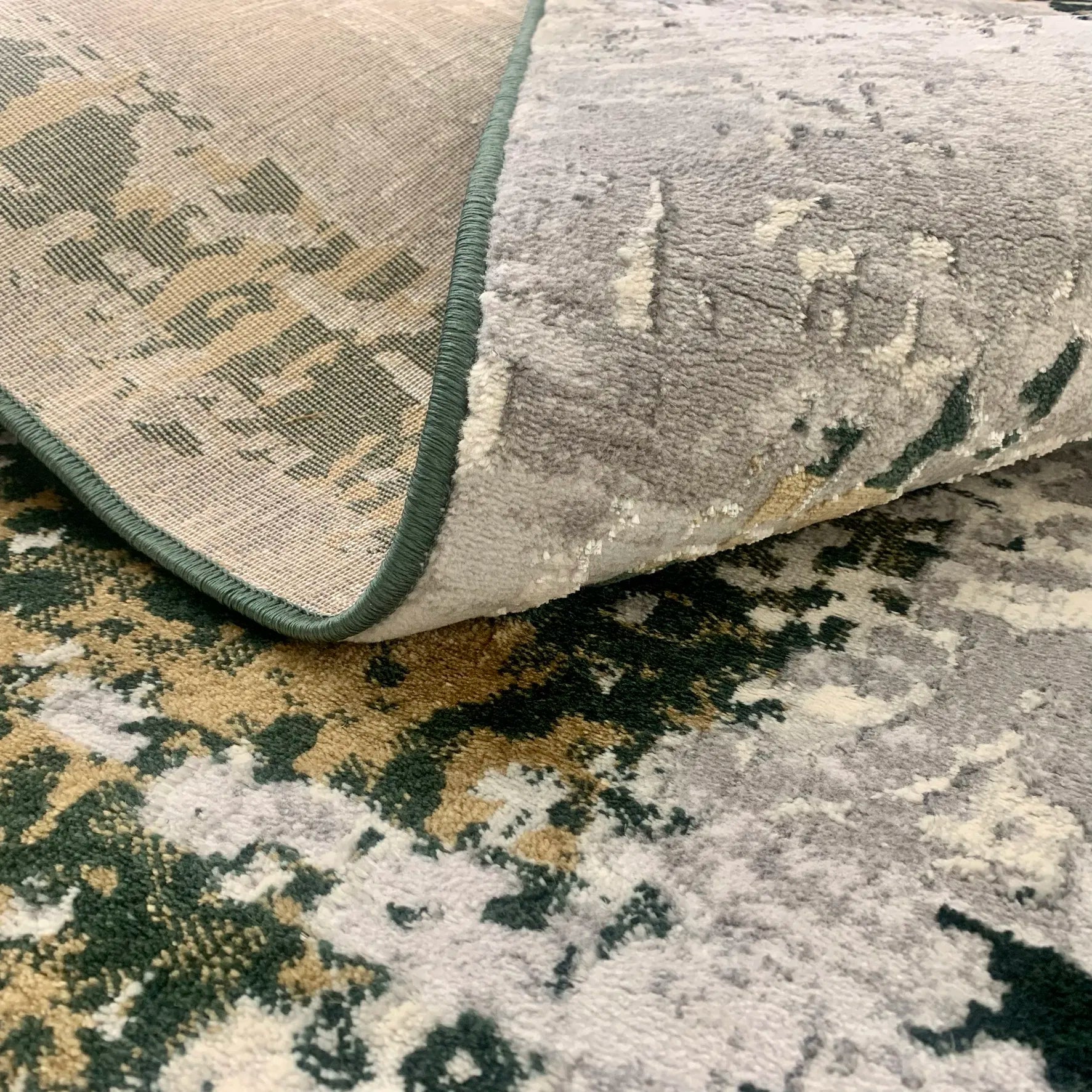 Livadeia Grey, Green Carpet (Rectangle)