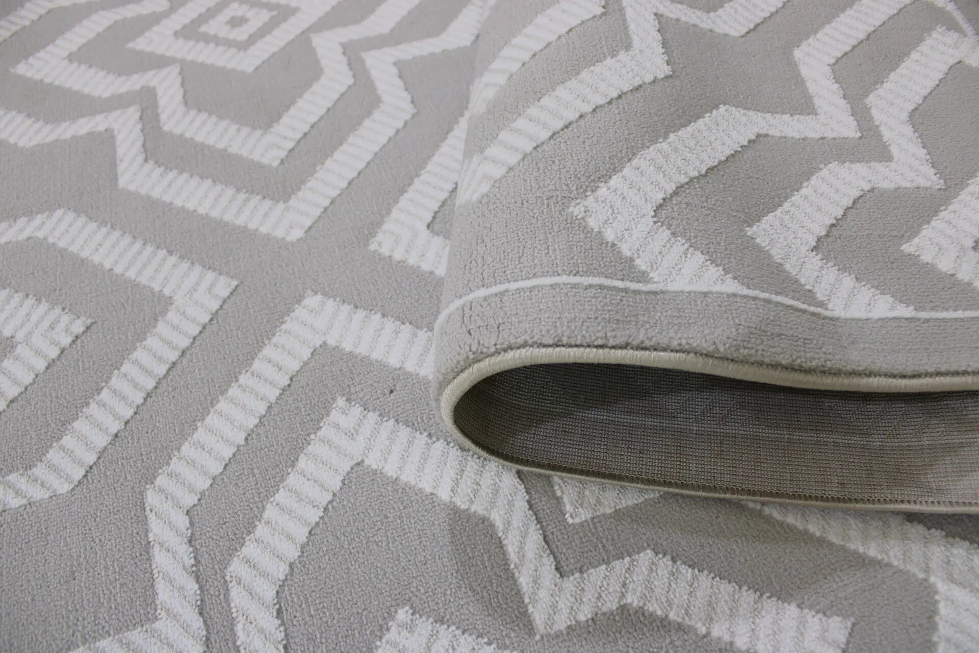 Filro Cream Carpet (Rectangle)