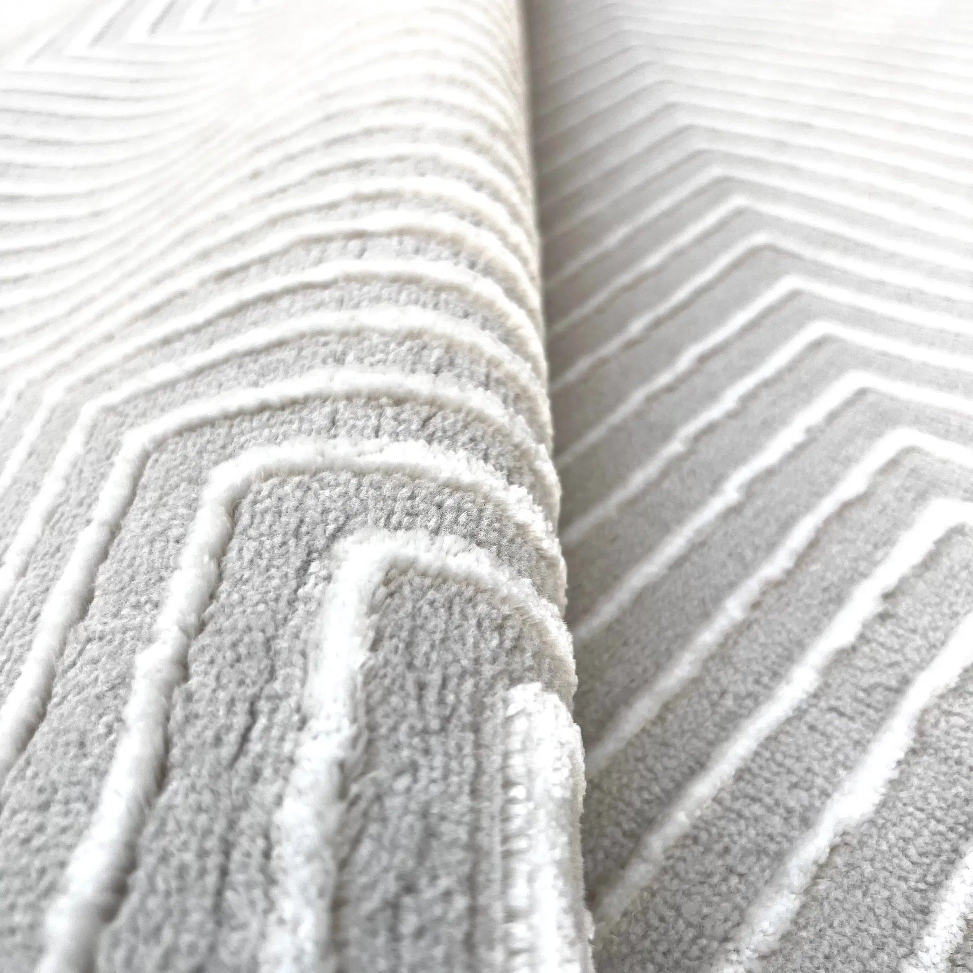 Lito Grey Carpet (Round)