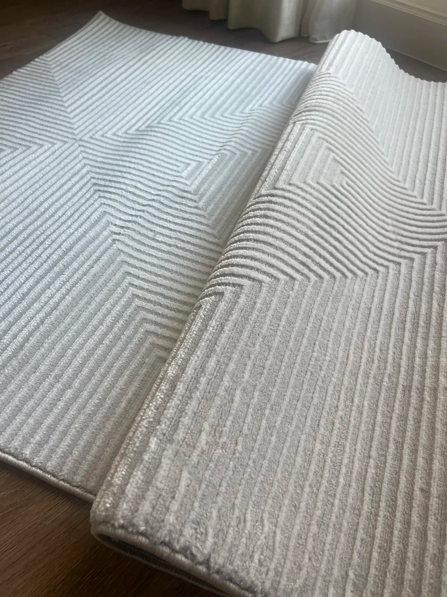 Lito Grey Carpet (Runner)