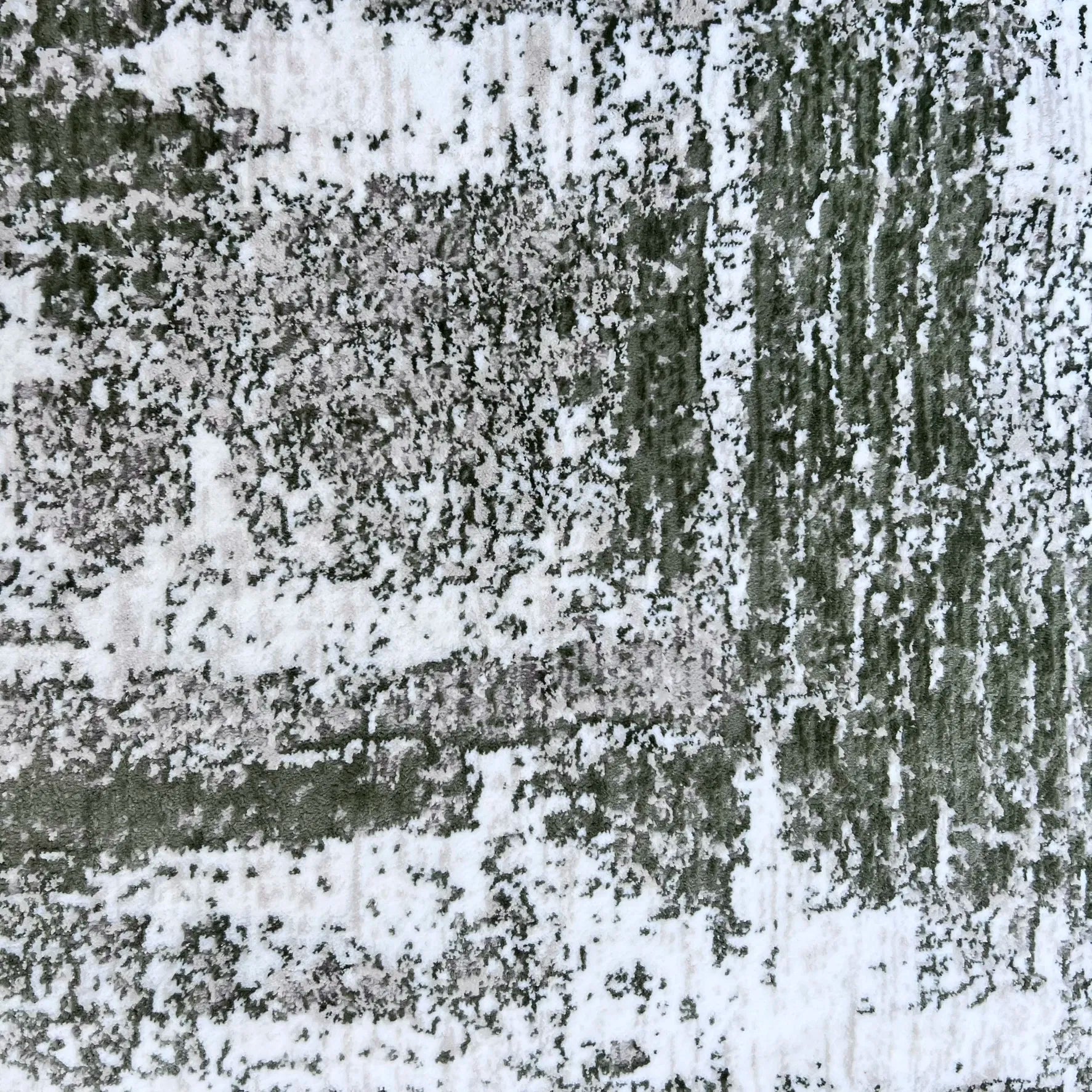 Dew Beige, Green Carpet (Round)