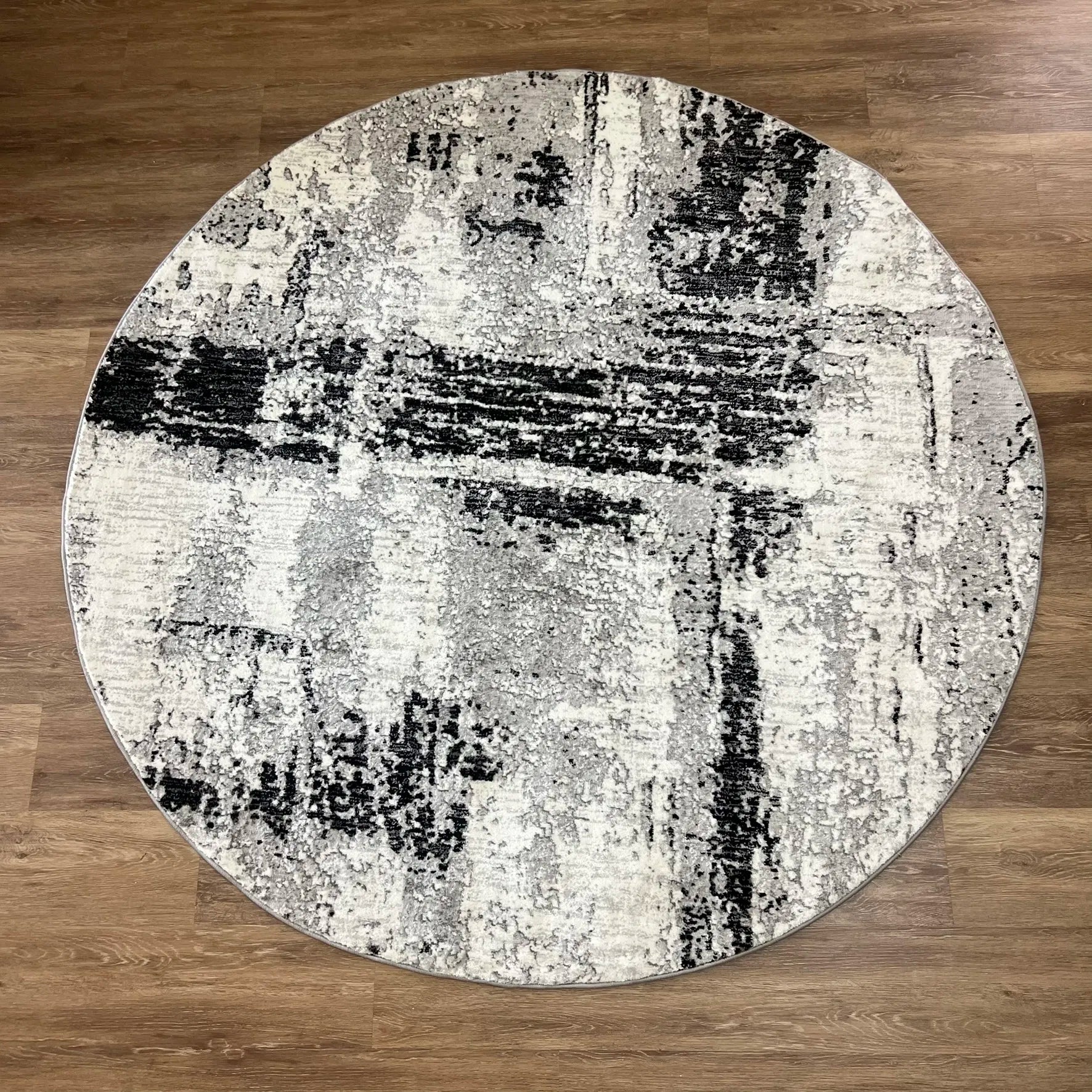 Supremo Grey, Black Carpet (Round)