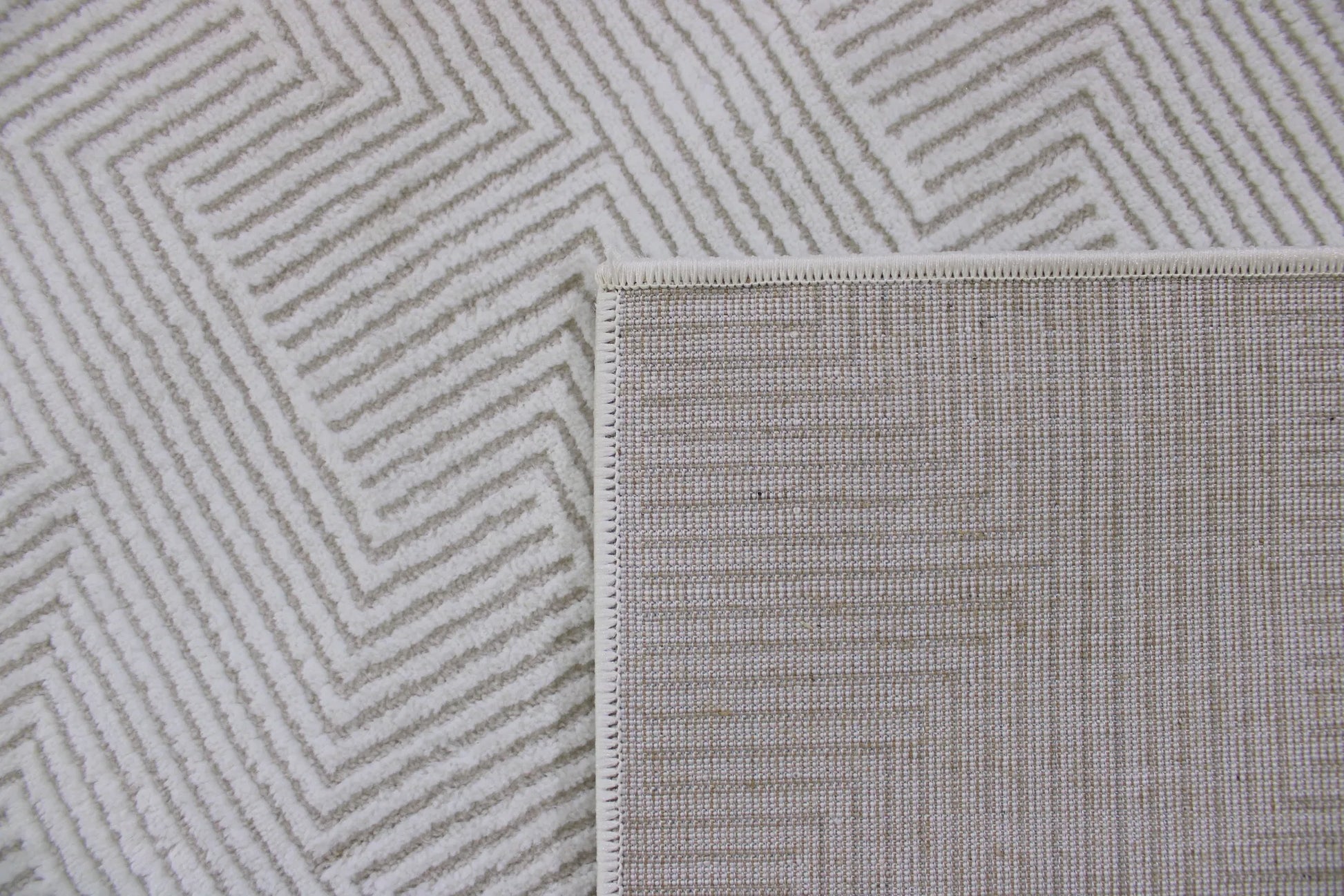 Mohen Cream Carpet (Rectangle)