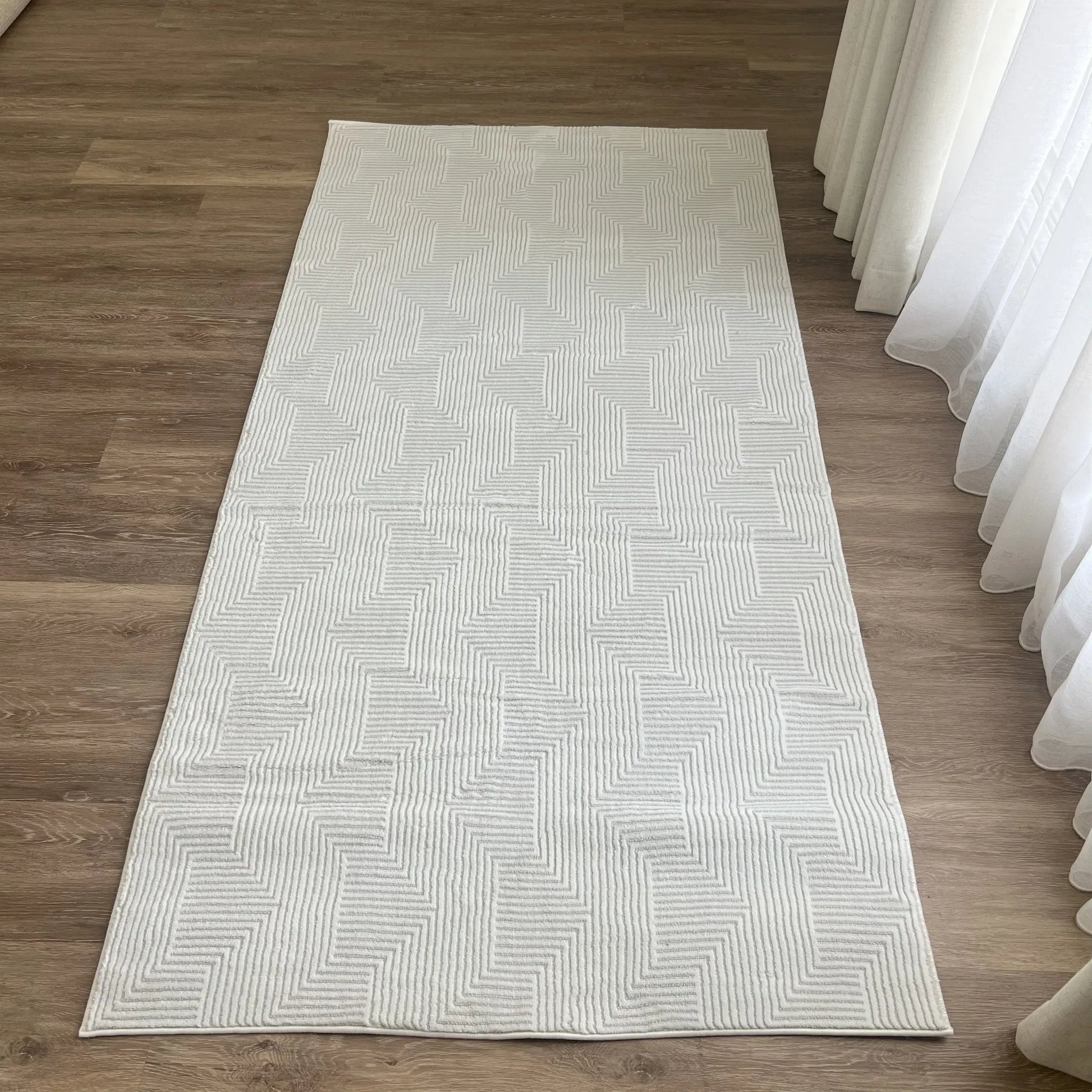 Mohen Cream Carpet (Square)