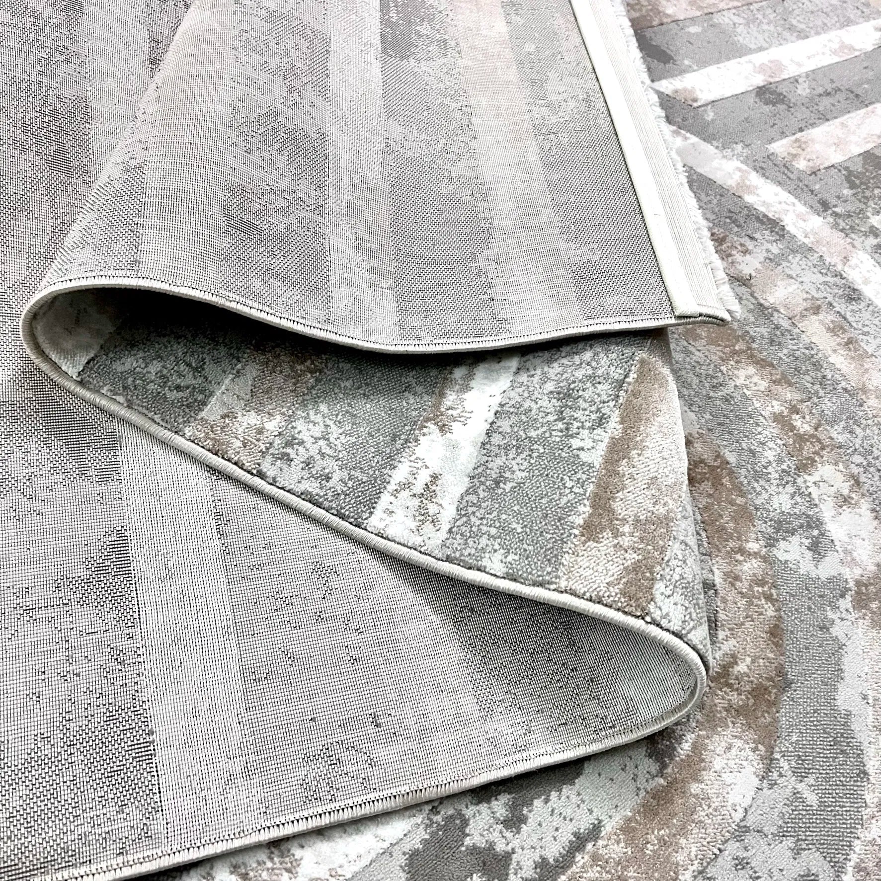 Riverdale Beige Carpet (Rectangle)