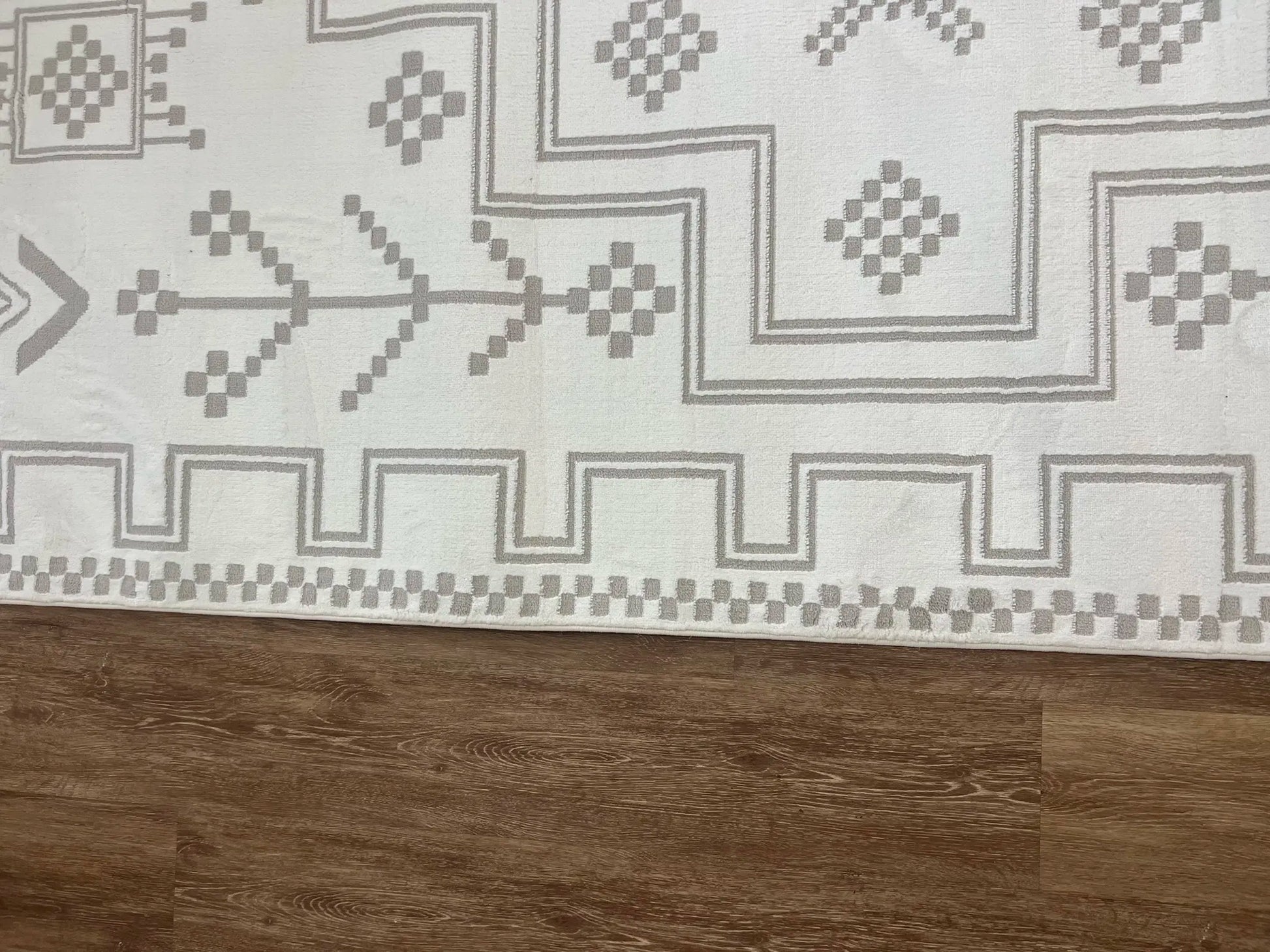 Xylo Cream Carpet (Runner)