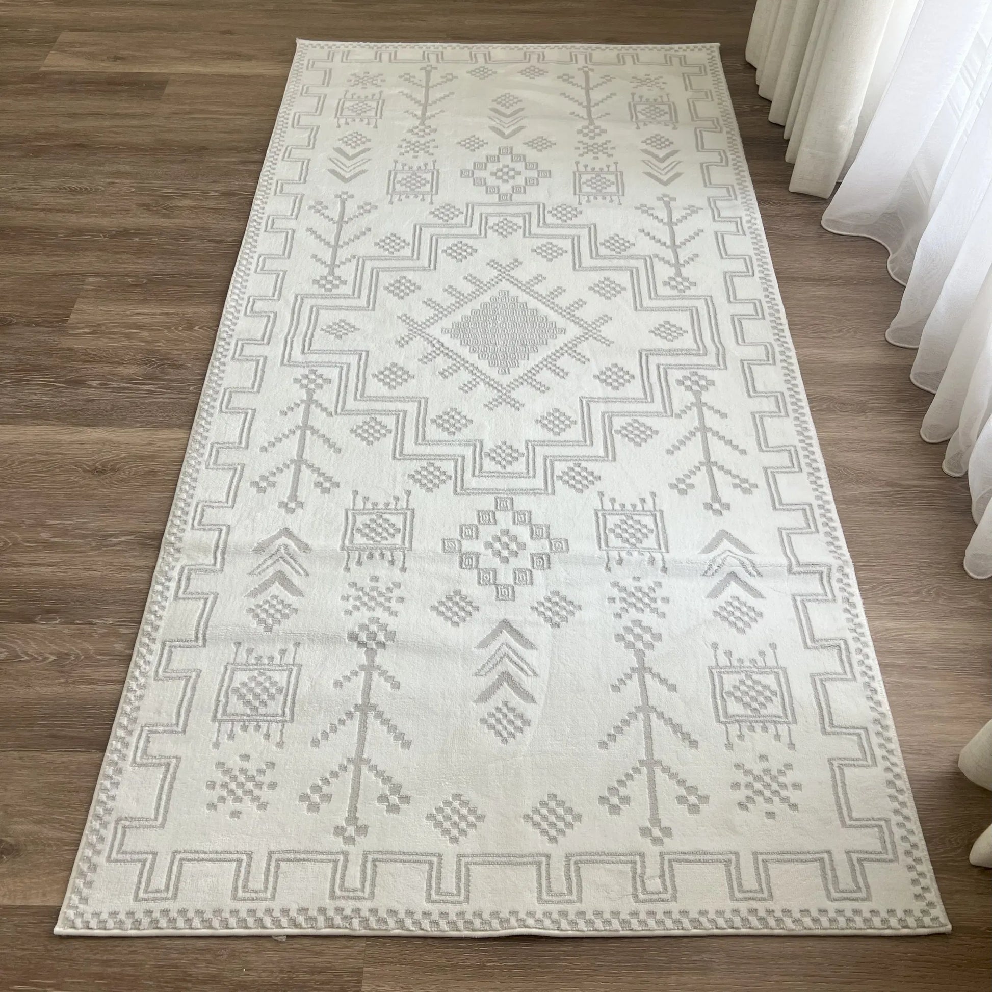 Xylo Cream Carpet (Runner)