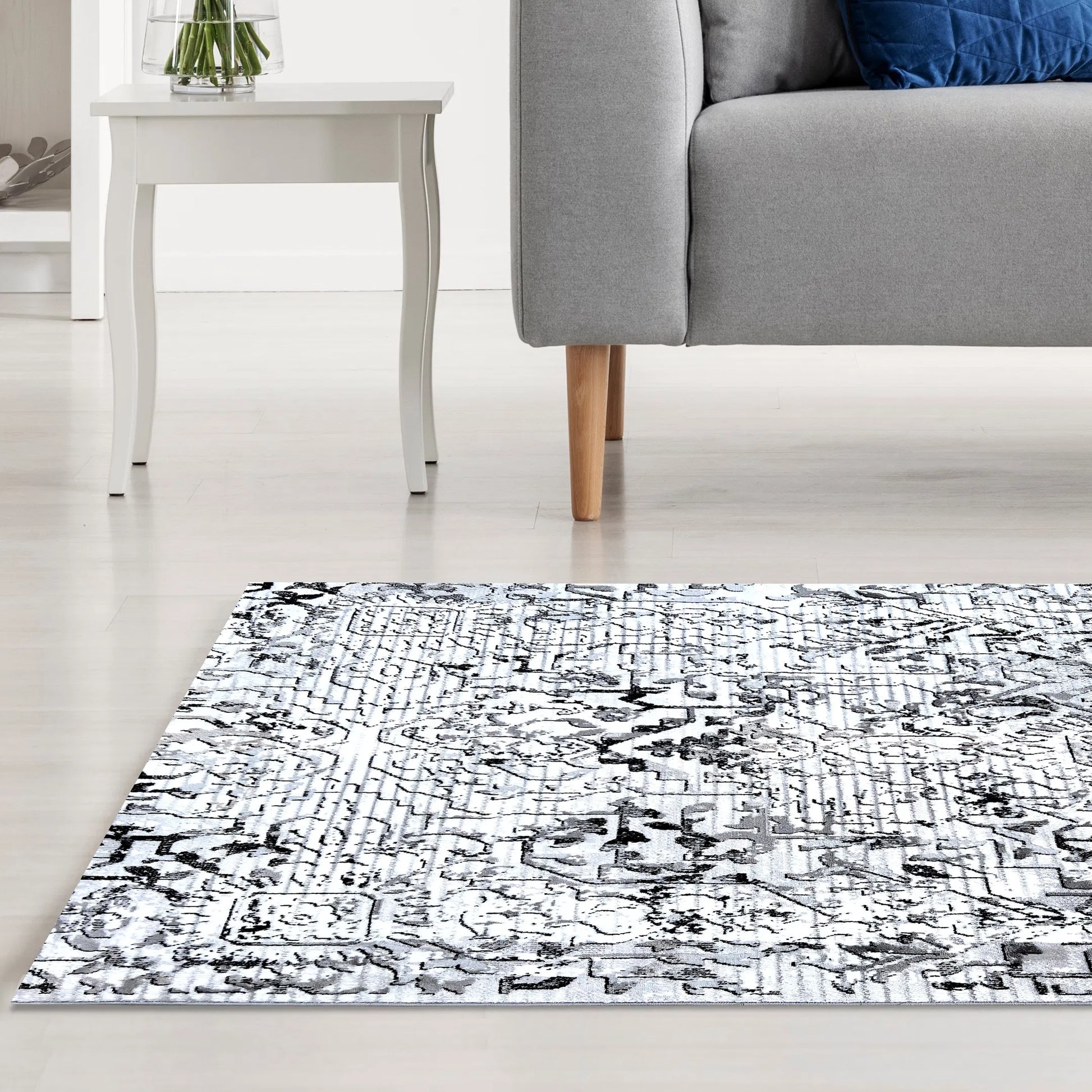 Mystery Grey, Black Carpet (Runner)
