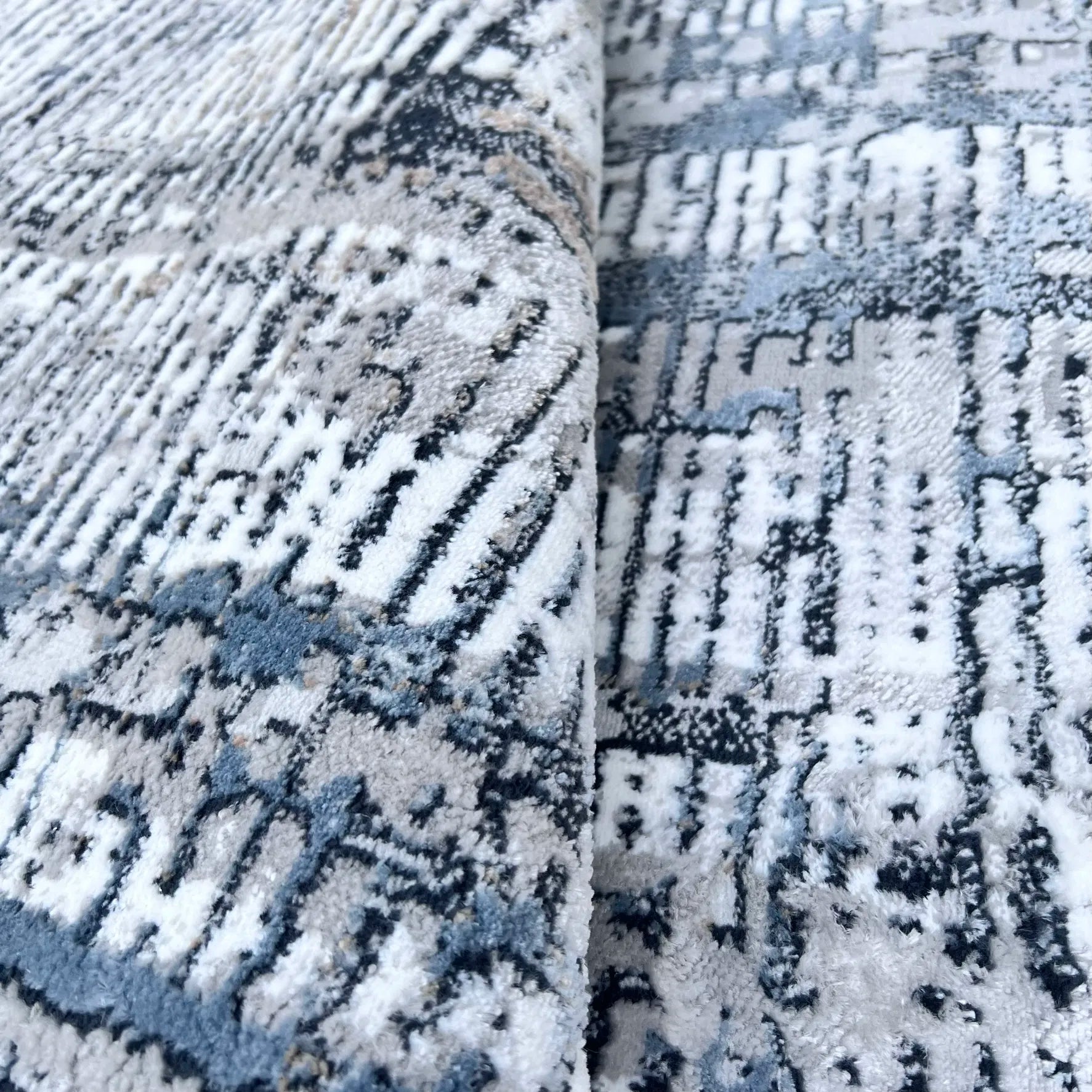 Infinity Grey Navy Blue Carpet (Round)