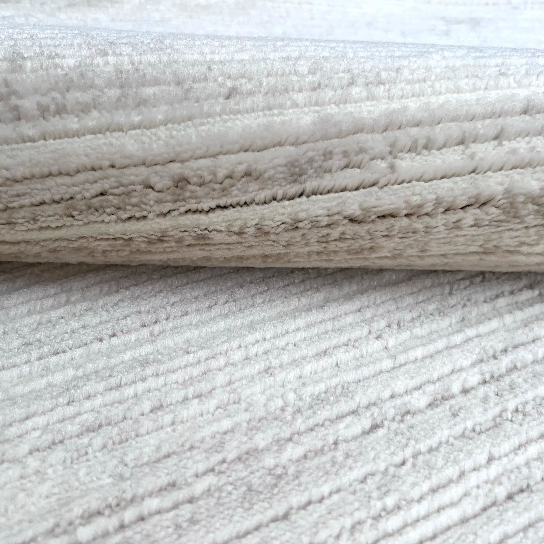 Leno Beige, White Carpet (Rectangle)