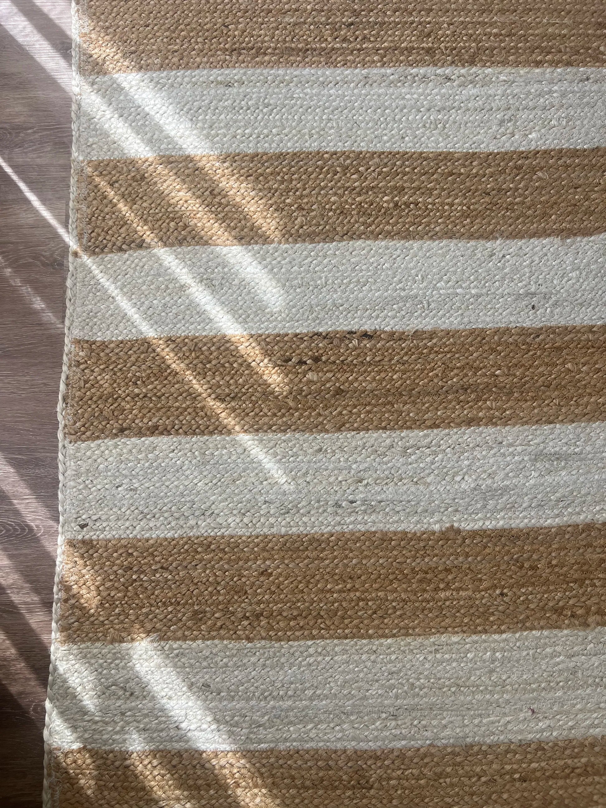 Lavrio Natural Beige, White Carpet (Runner)