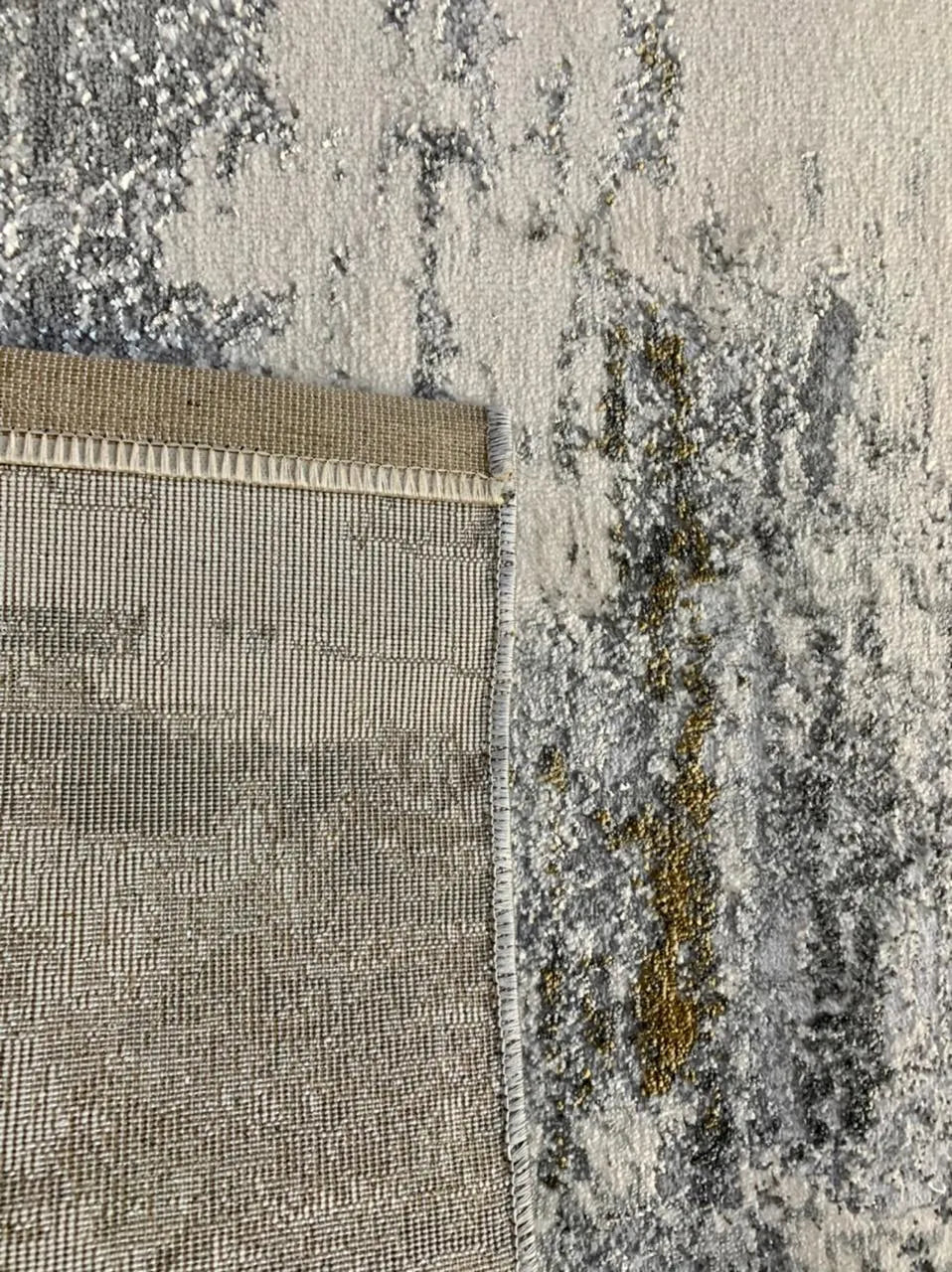 Zahed Grey, White Carpet (Rectangle)