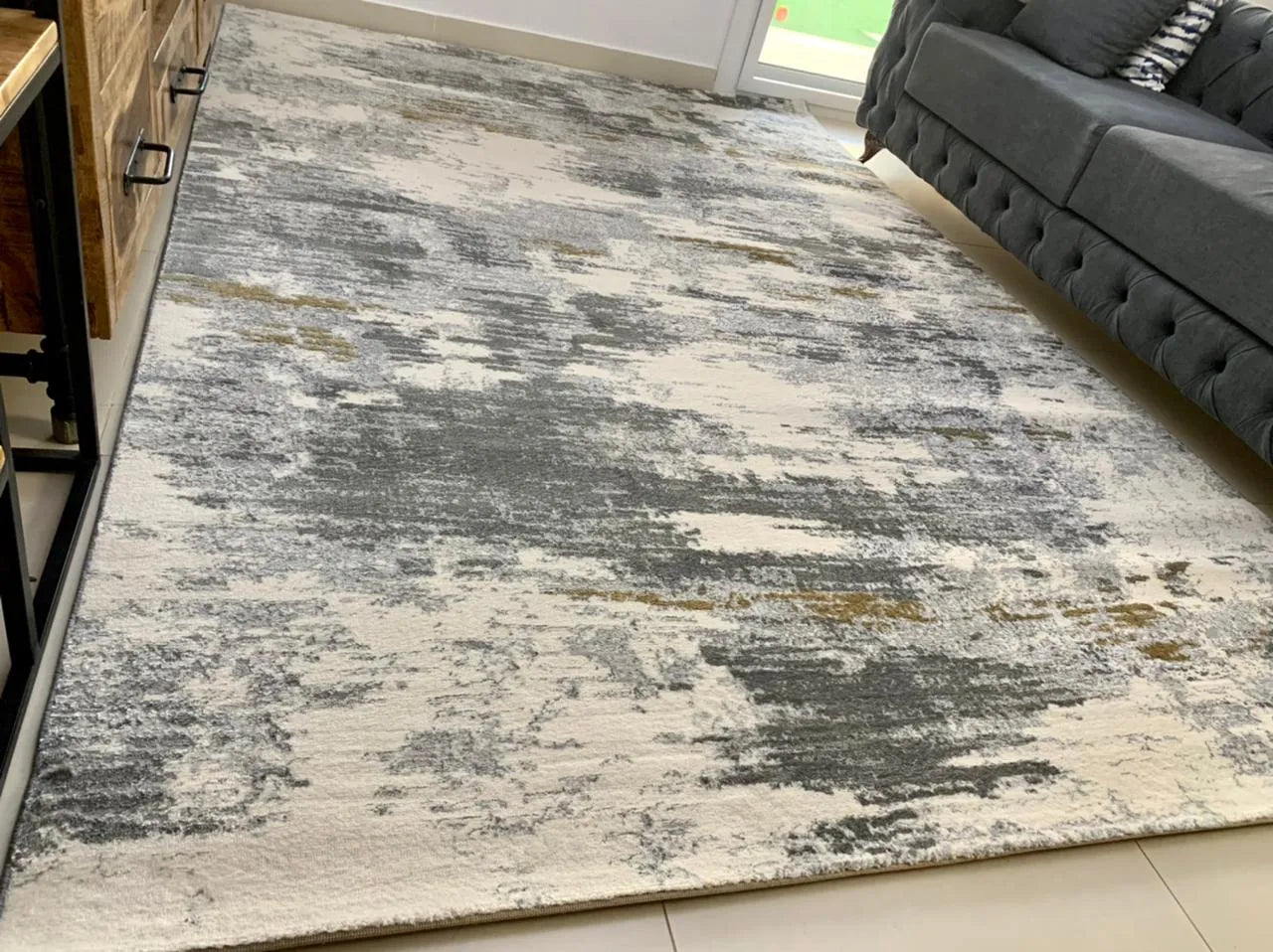 Zahed Grey, White Carpet (Rectangle)