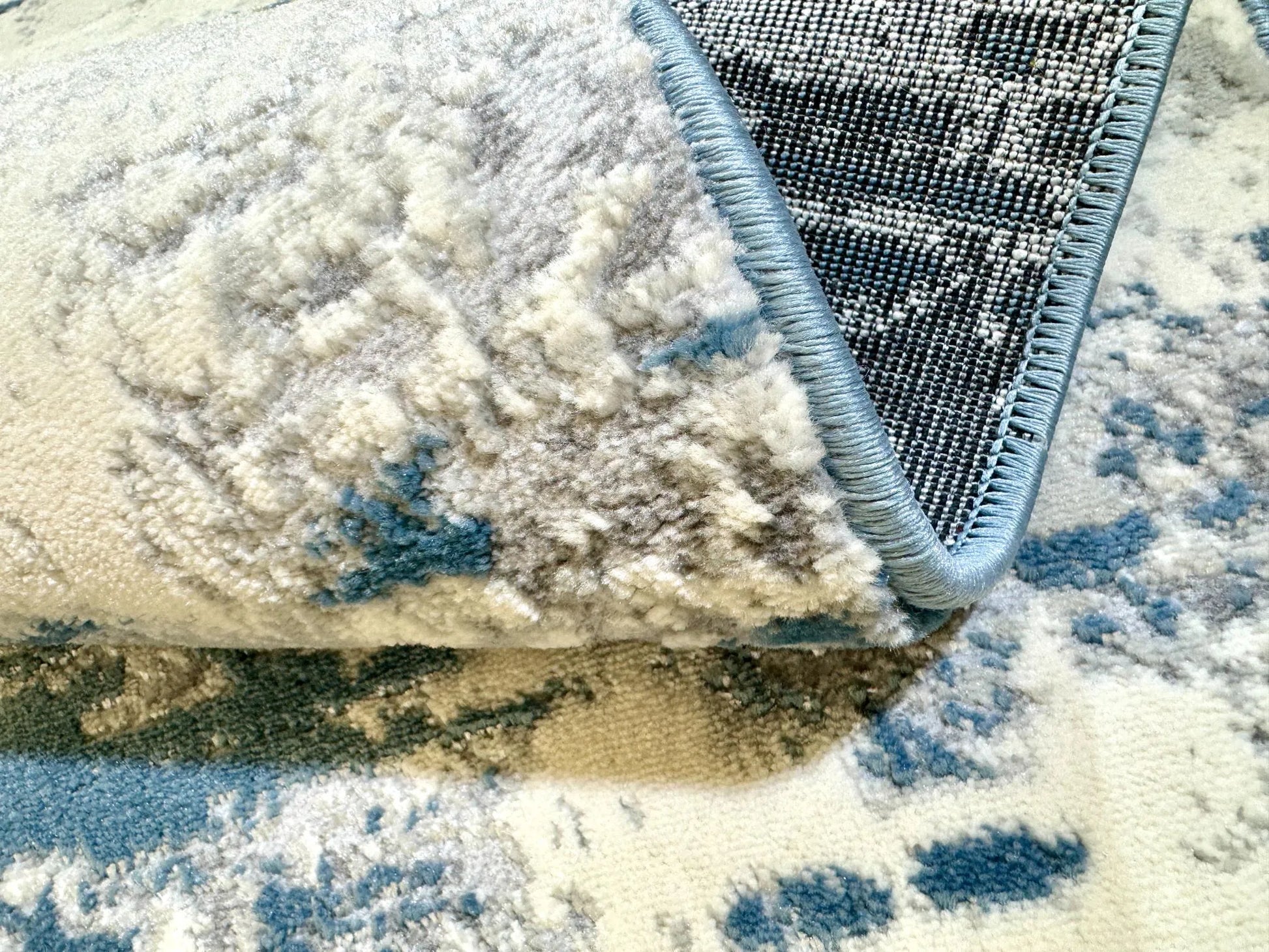 Sur Grey Sky Blue Carpet (Runner)